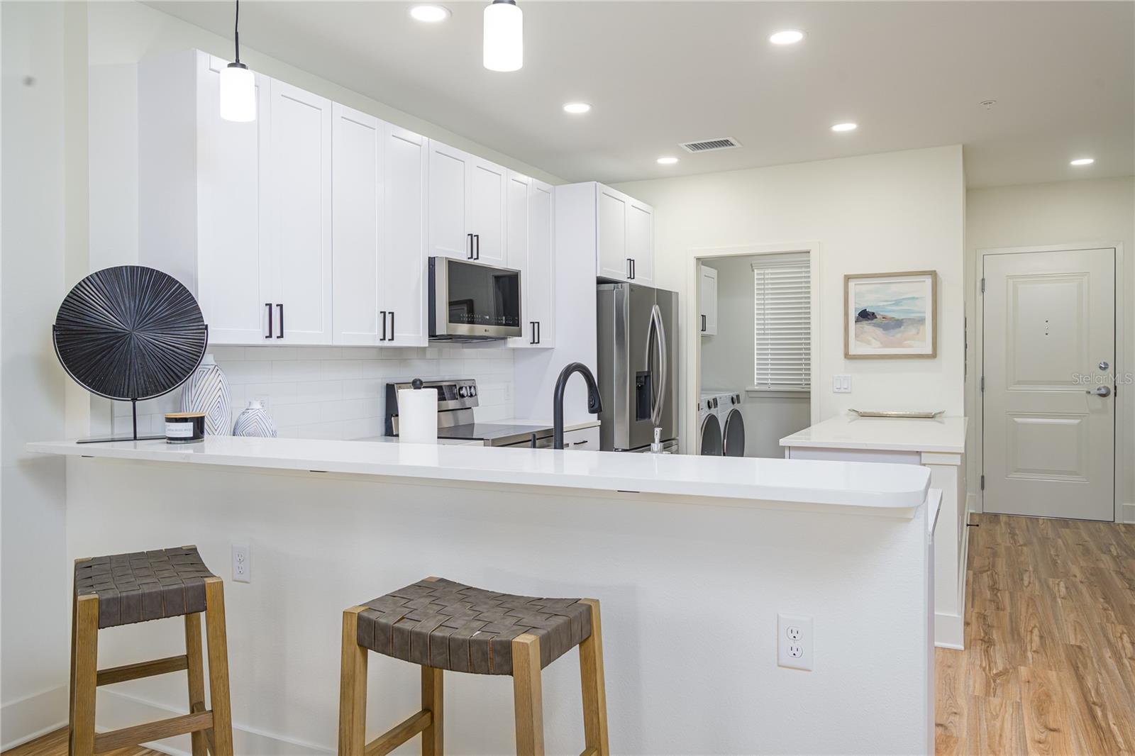 Image 9 of 28 For 419 1st Avenue 103