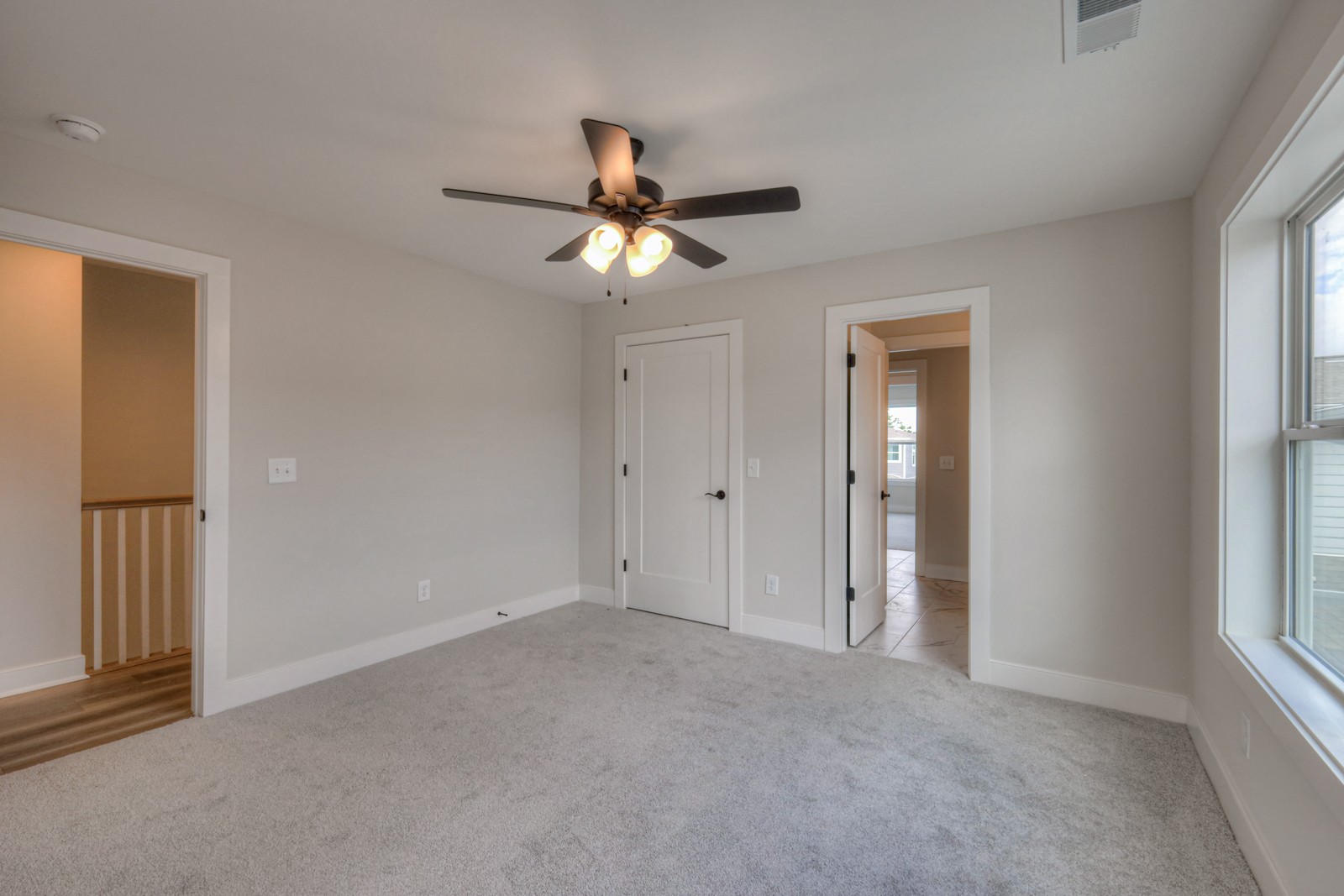 Image 22 of 41 For 7771 12th Circle