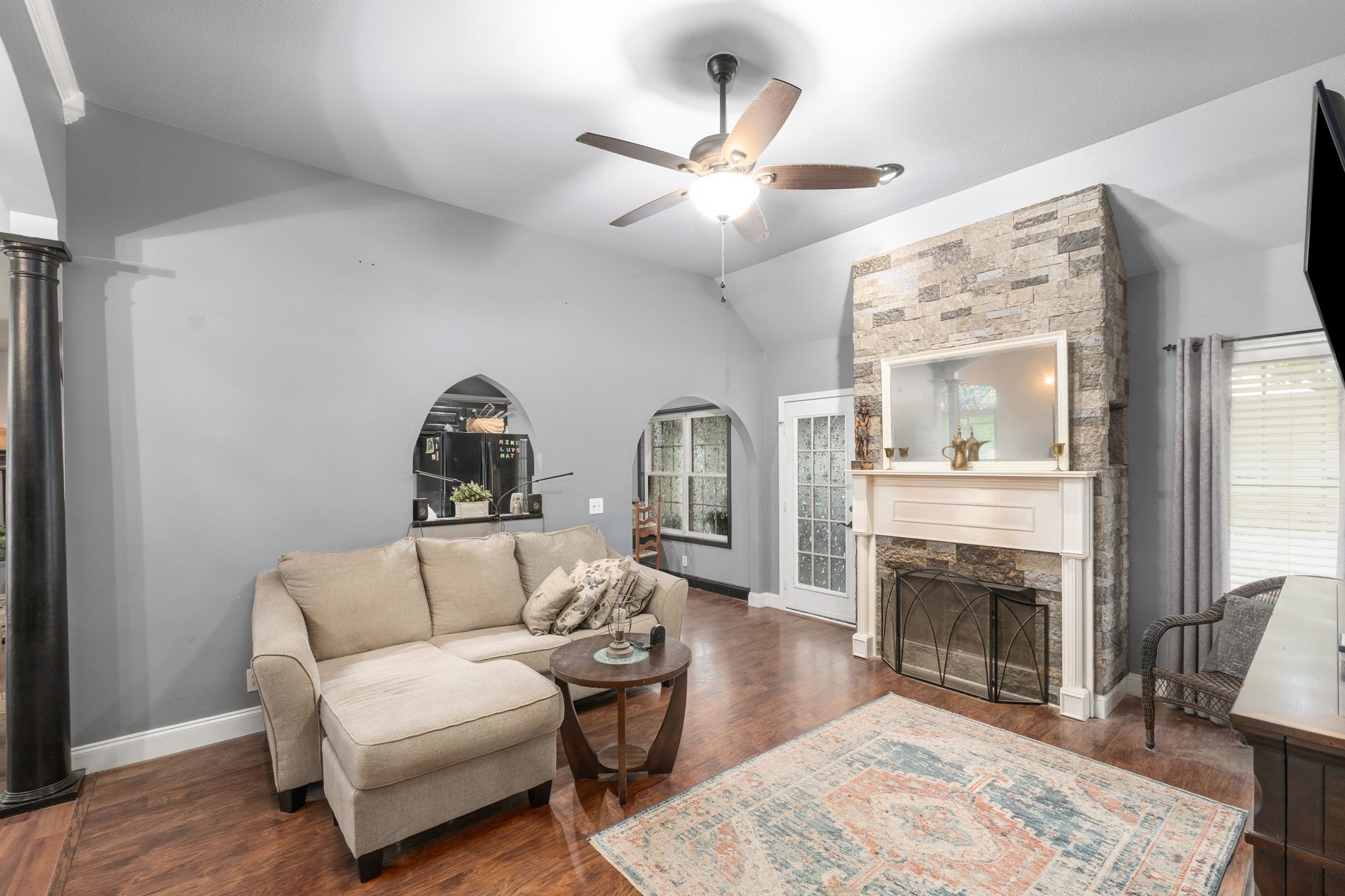 Image 13 of 57 For 24392 Shorewood Drive N 