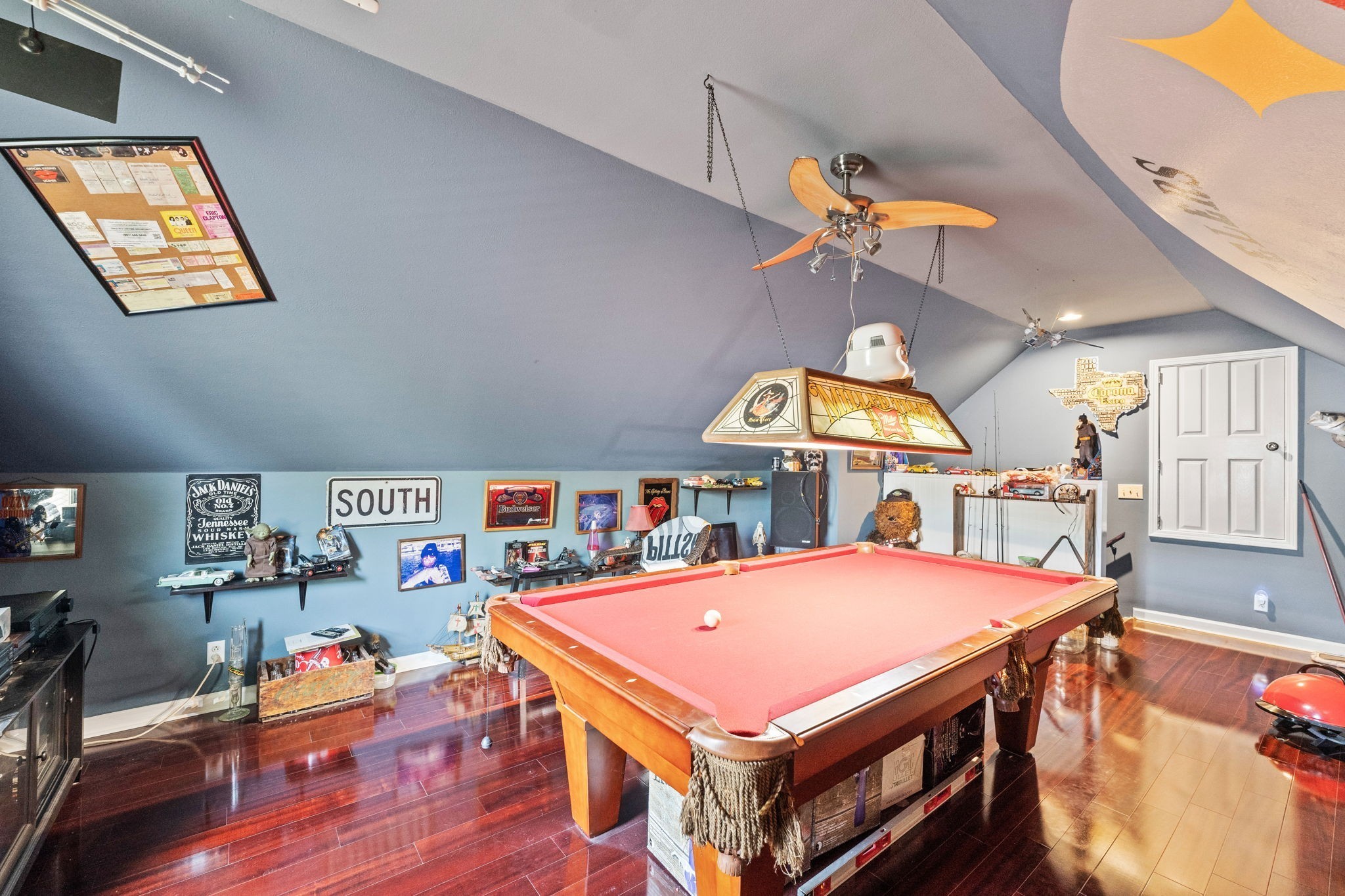 Image 32 of 57 For 24392 Shorewood Drive N 