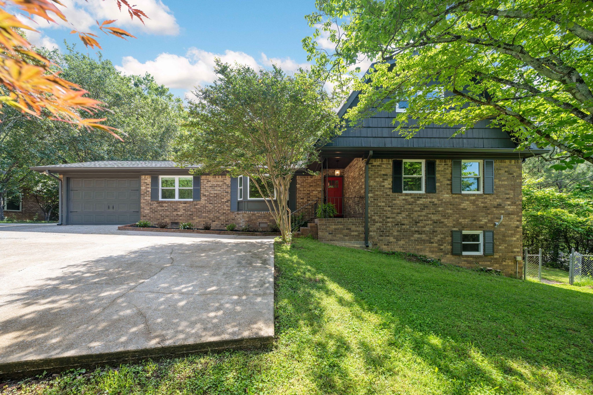 Details for 1220 Franklin Dr, Chattanooga, TN 37421