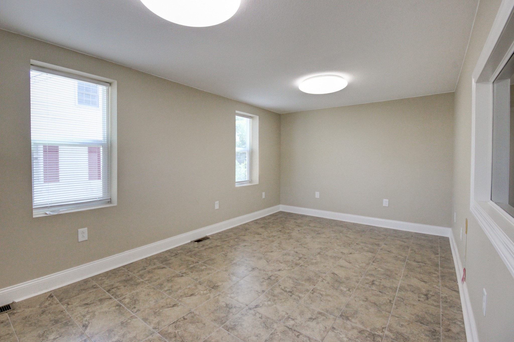 Image 30 of 55 For 4520 36th Avenue
