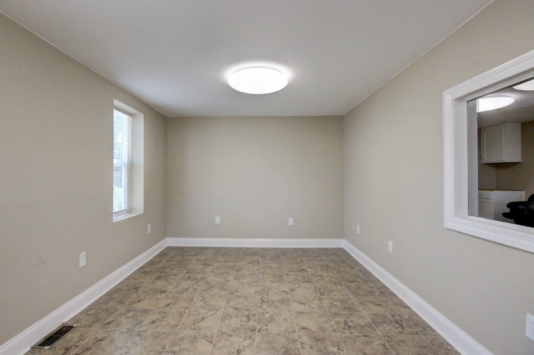 Image 31 of 55 For 4520 36th Avenue