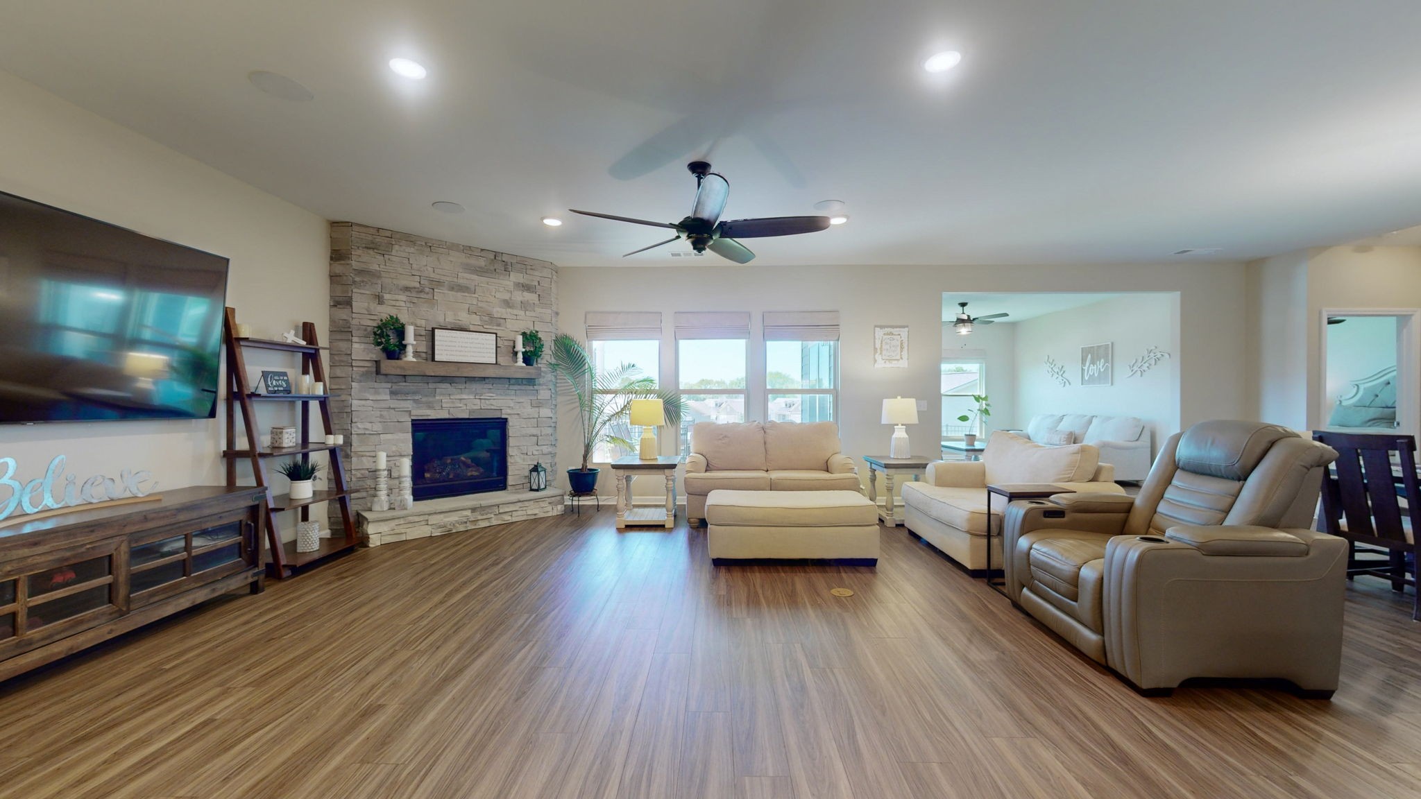 Image 20 of 49 For 6281 Amity Street