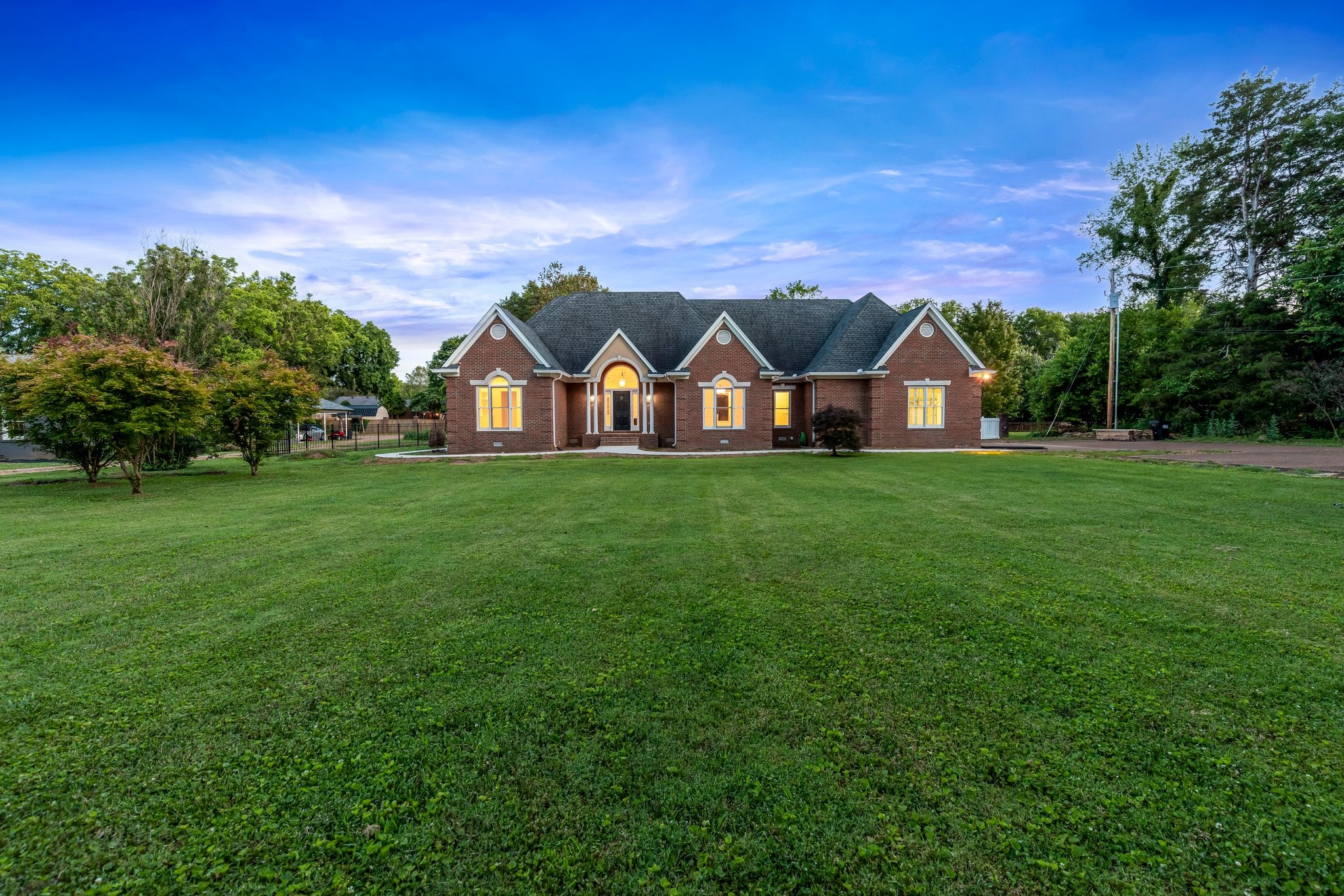 Details for 2125 Wilkinson Pike, Murfreesboro, TN 37129