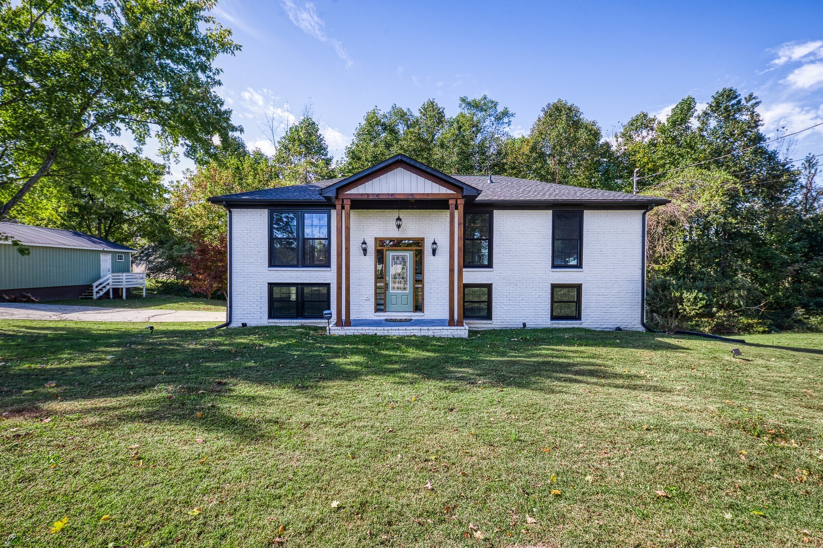 Details for 691 Snow Hill Rd, Dowelltown, TN 37059