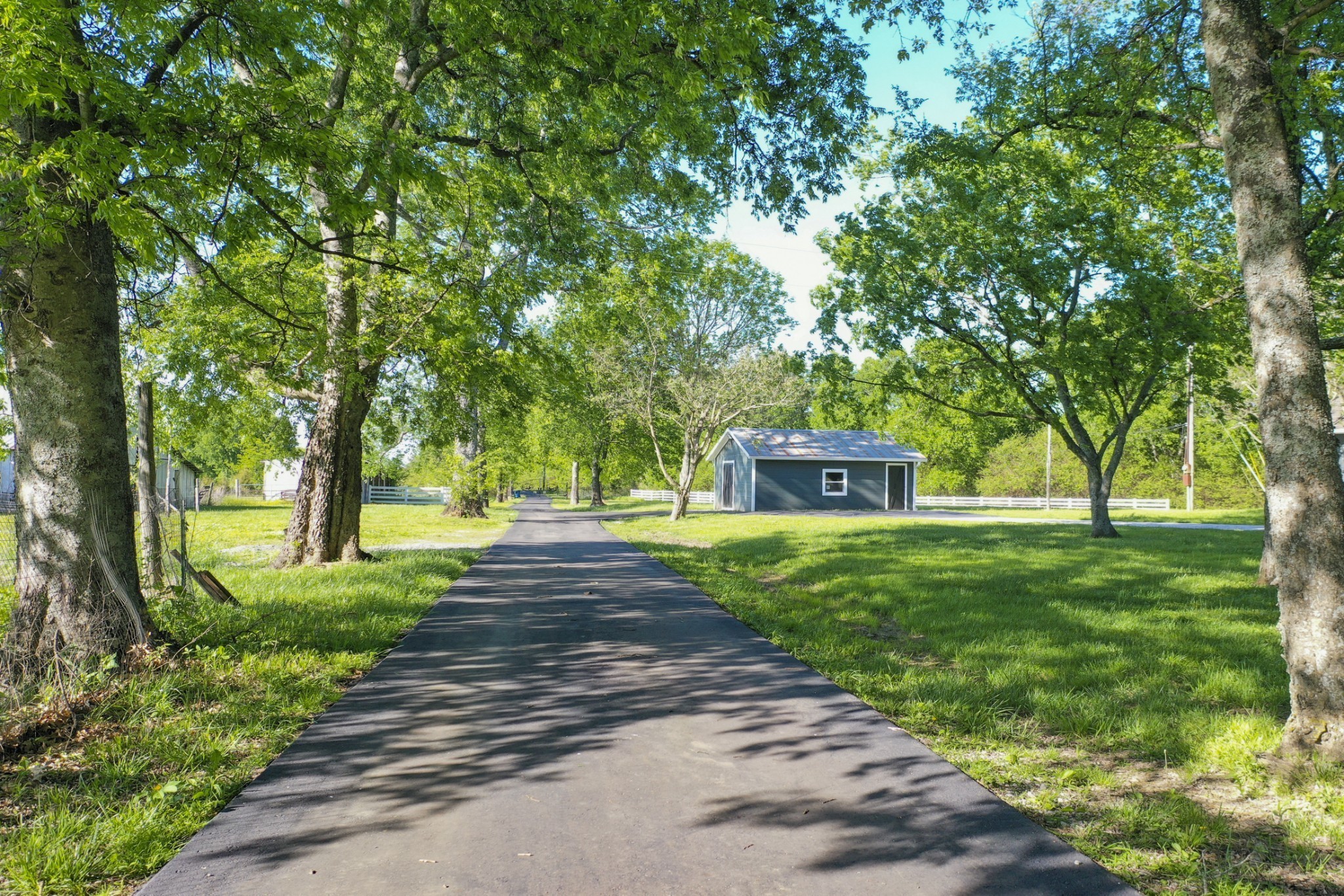 Image 9 of 66 For 2934 Highway 269 Christiana Rd