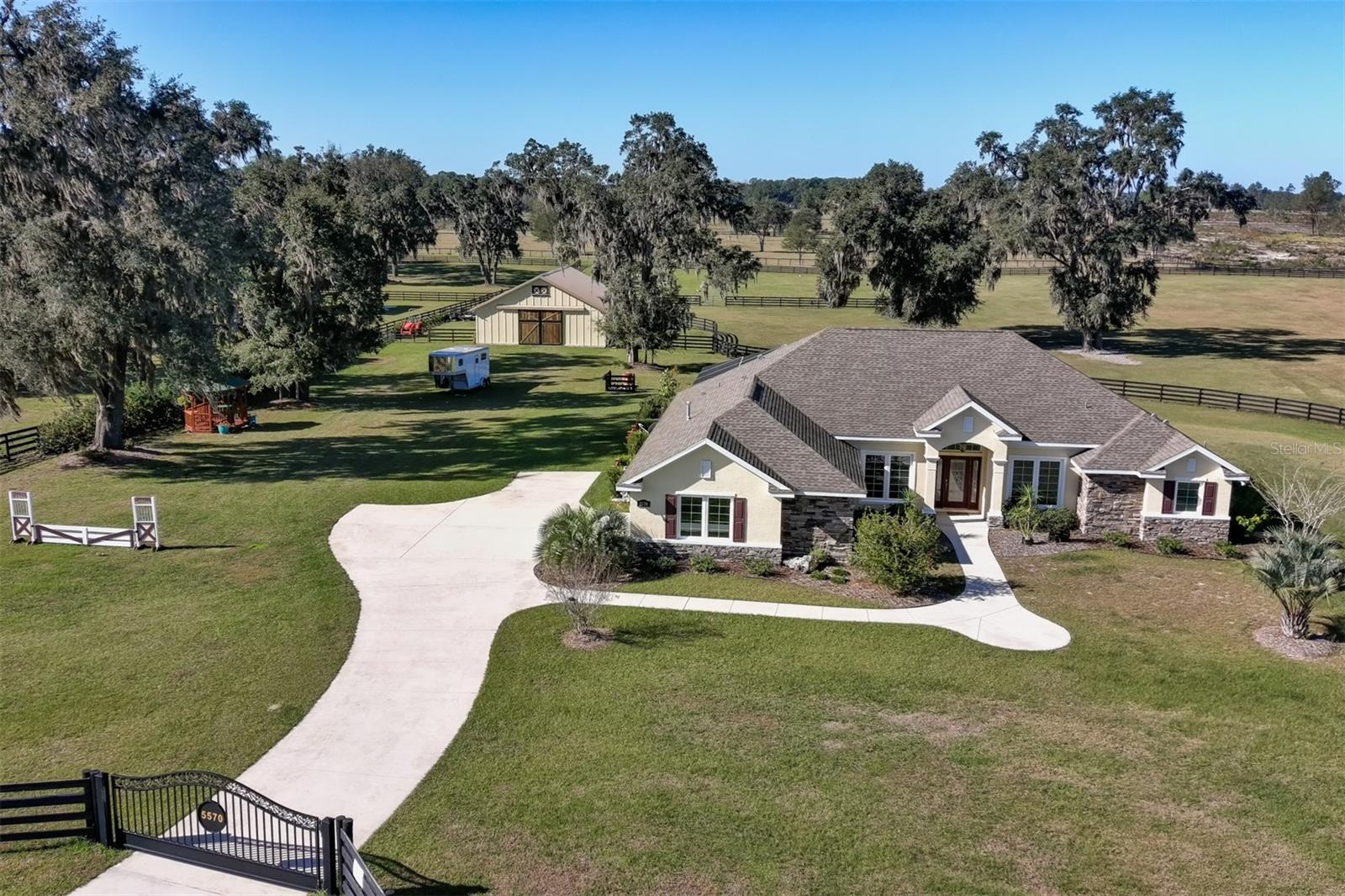 Details for 5570 153rd Court, MORRISTON, FL 32668