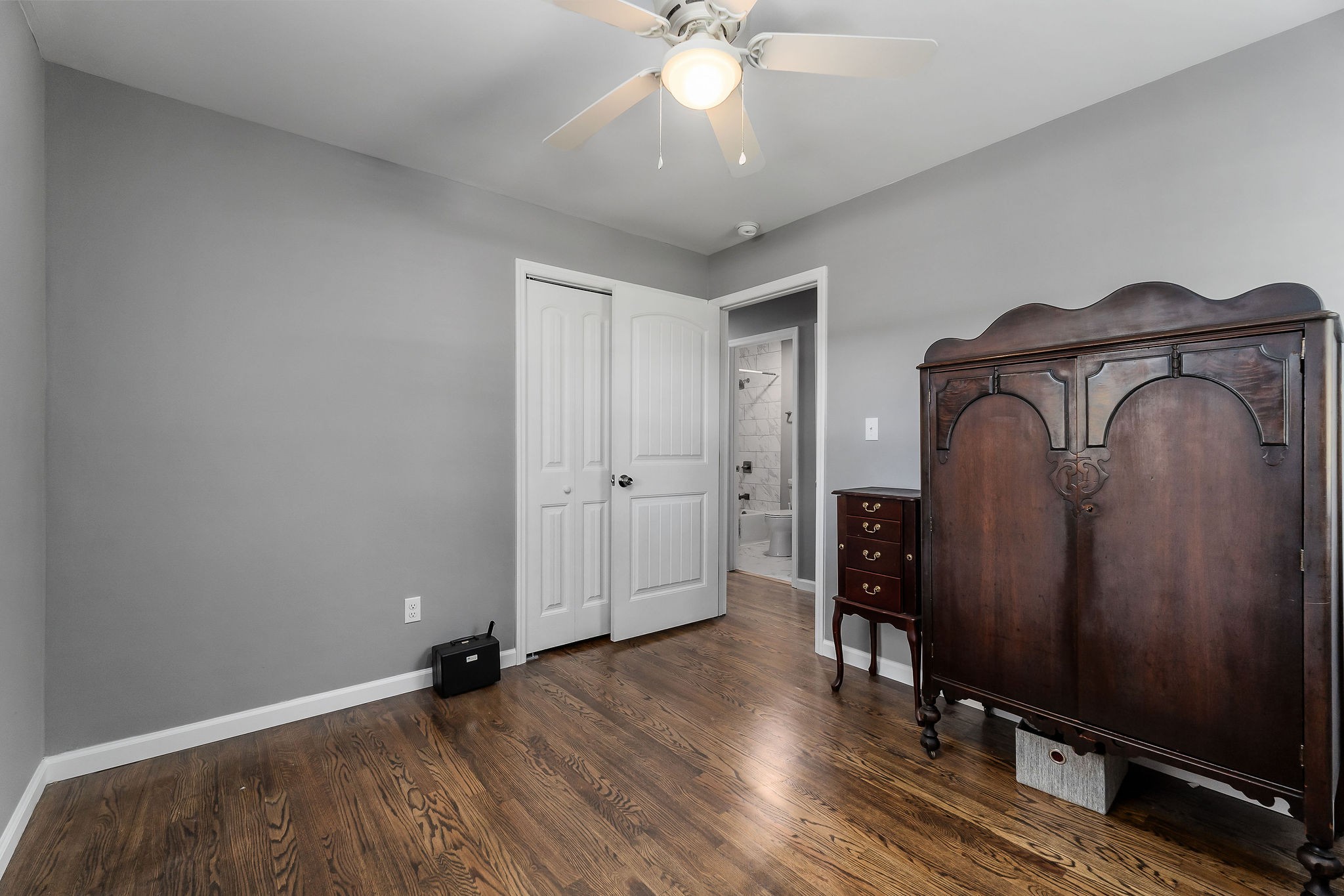 Image 18 of 80 For 8447 137th Loop