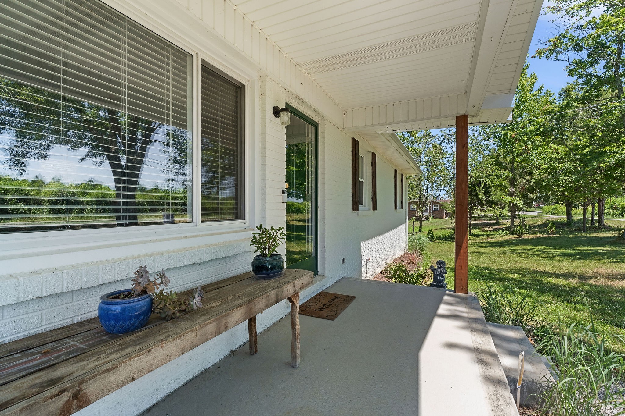 Image 4 of 80 For 8447 137th Loop