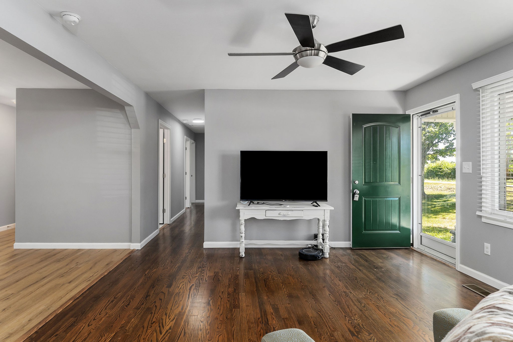 Image 7 of 80 For 8447 137th Loop