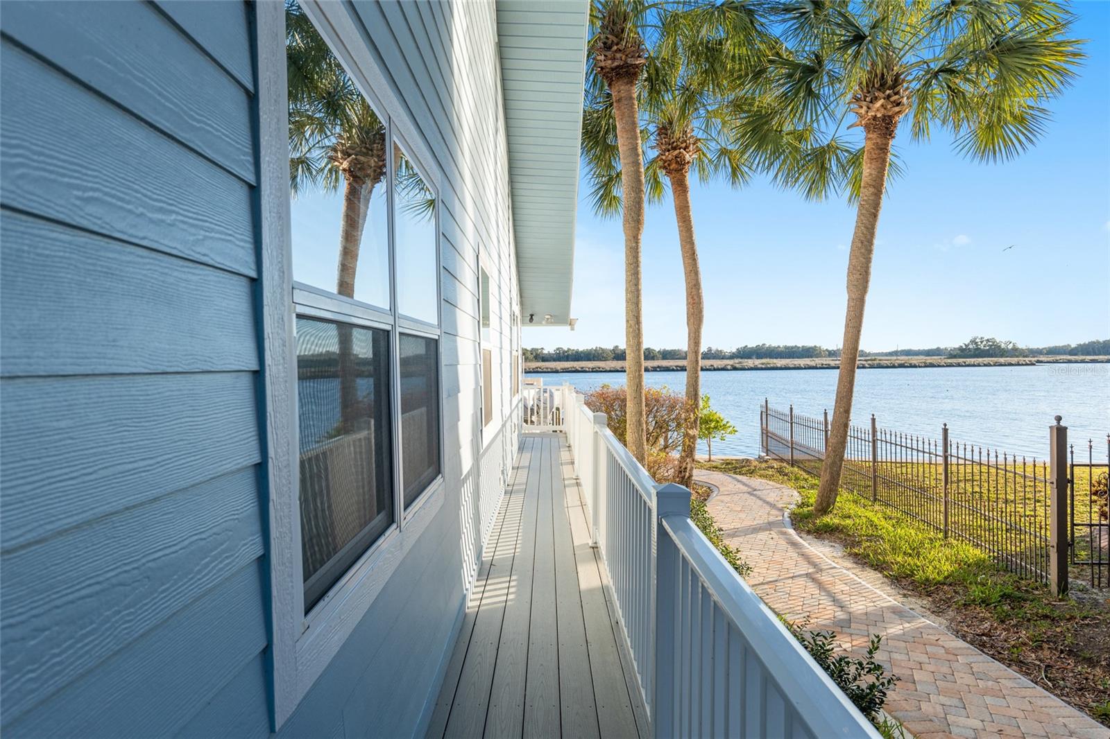 Listing photo id 27 for 5260 Mystic Point