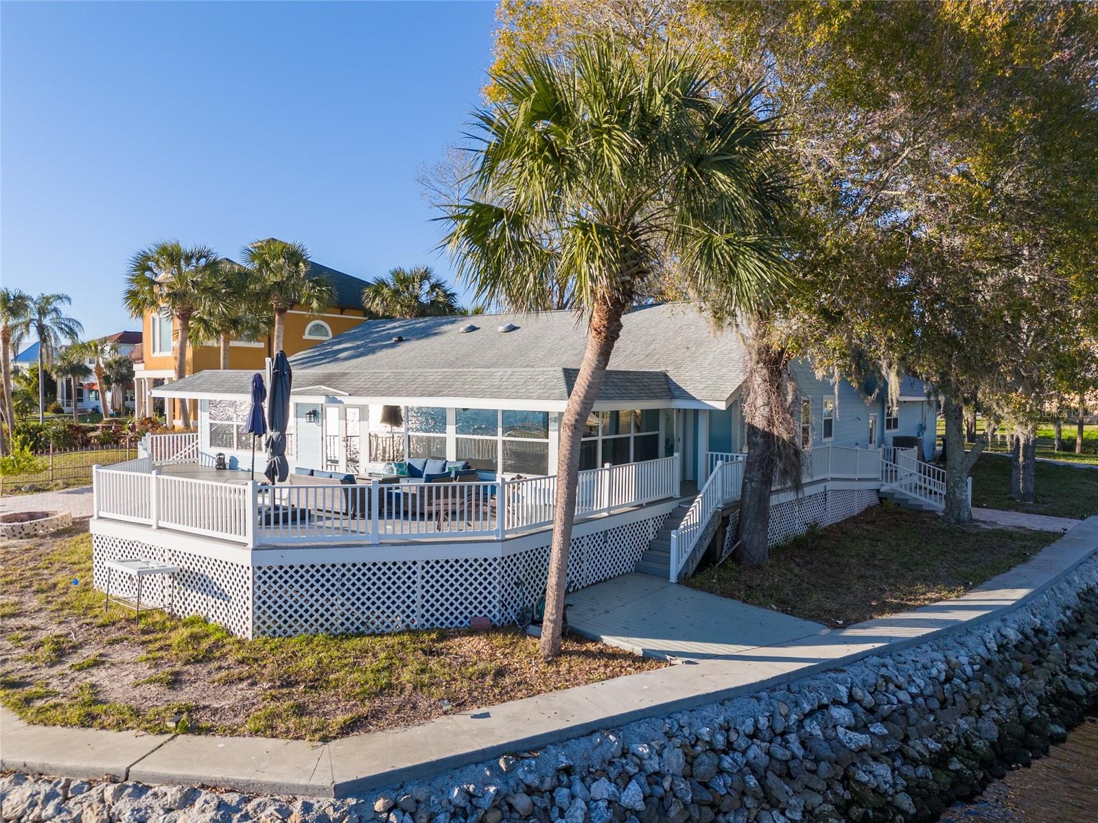 Listing photo id 86 for 5260 Mystic Point