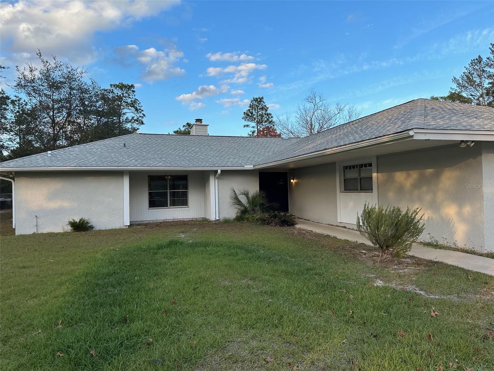 Listing photo id 1 for 5285 Yuma Lane