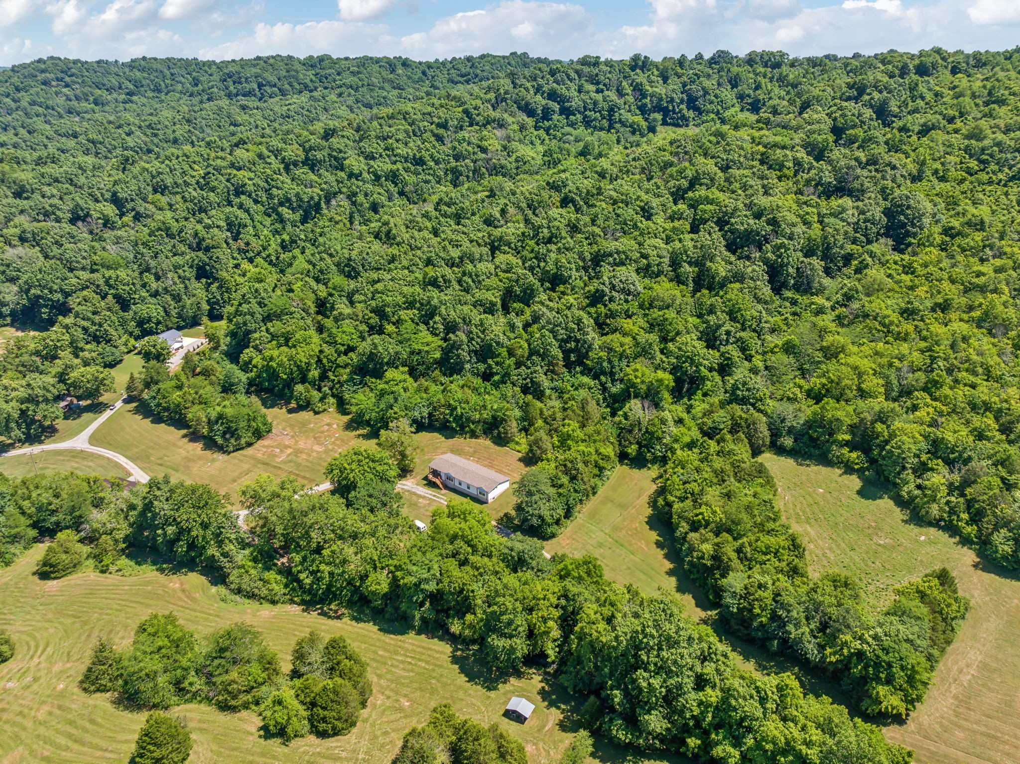 Details for 30 Maynard Hollow Ln S, Lancaster, TN 38569