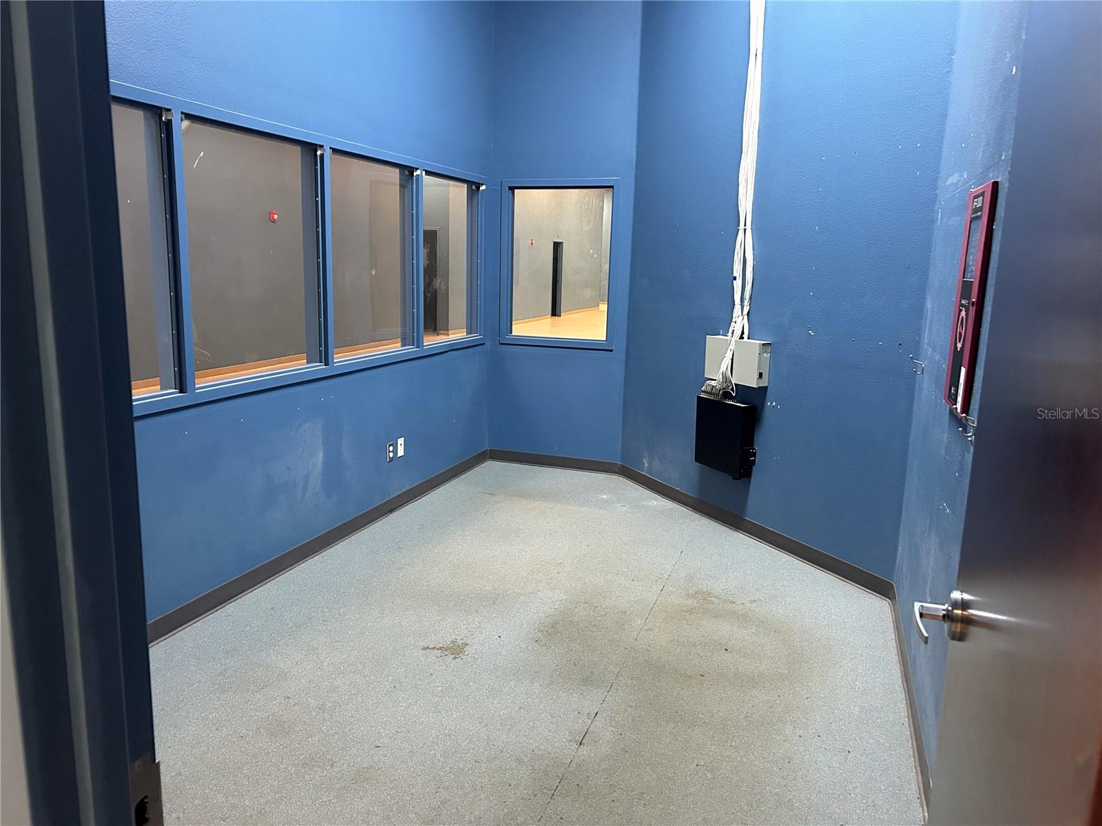 Image 4 of 13 For 1601 25th Avenue 602