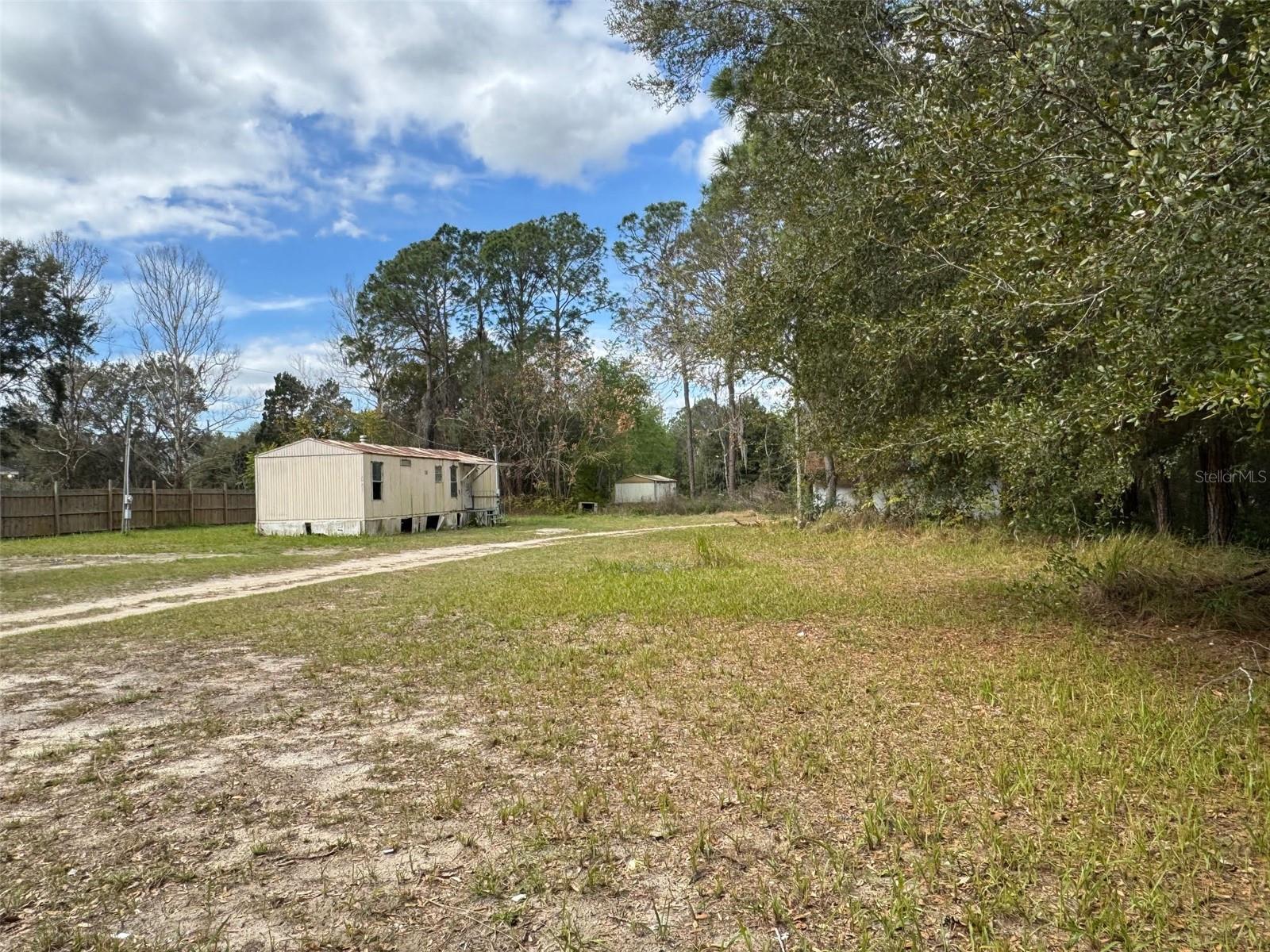 Details for 11810 Hwy 464, OCKLAWAHA, FL 32179