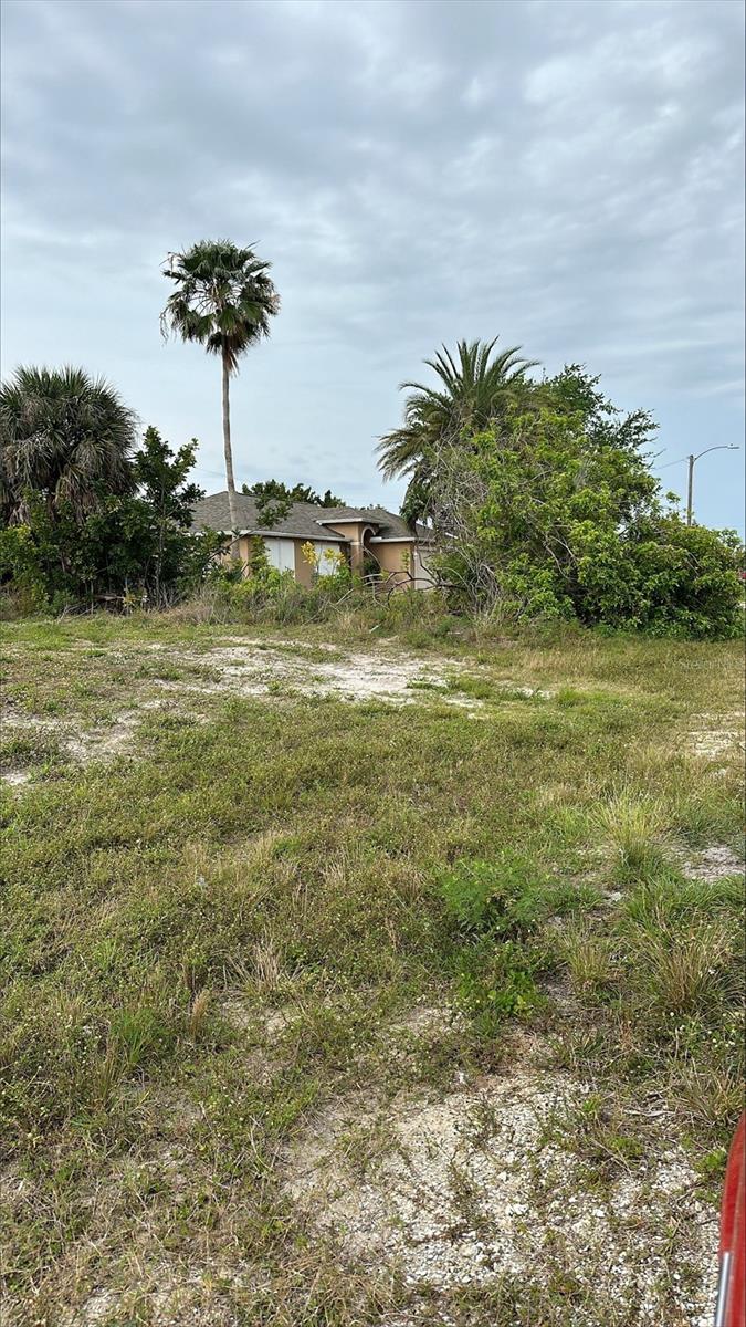 Image 3 of 4 For 310 5th Street