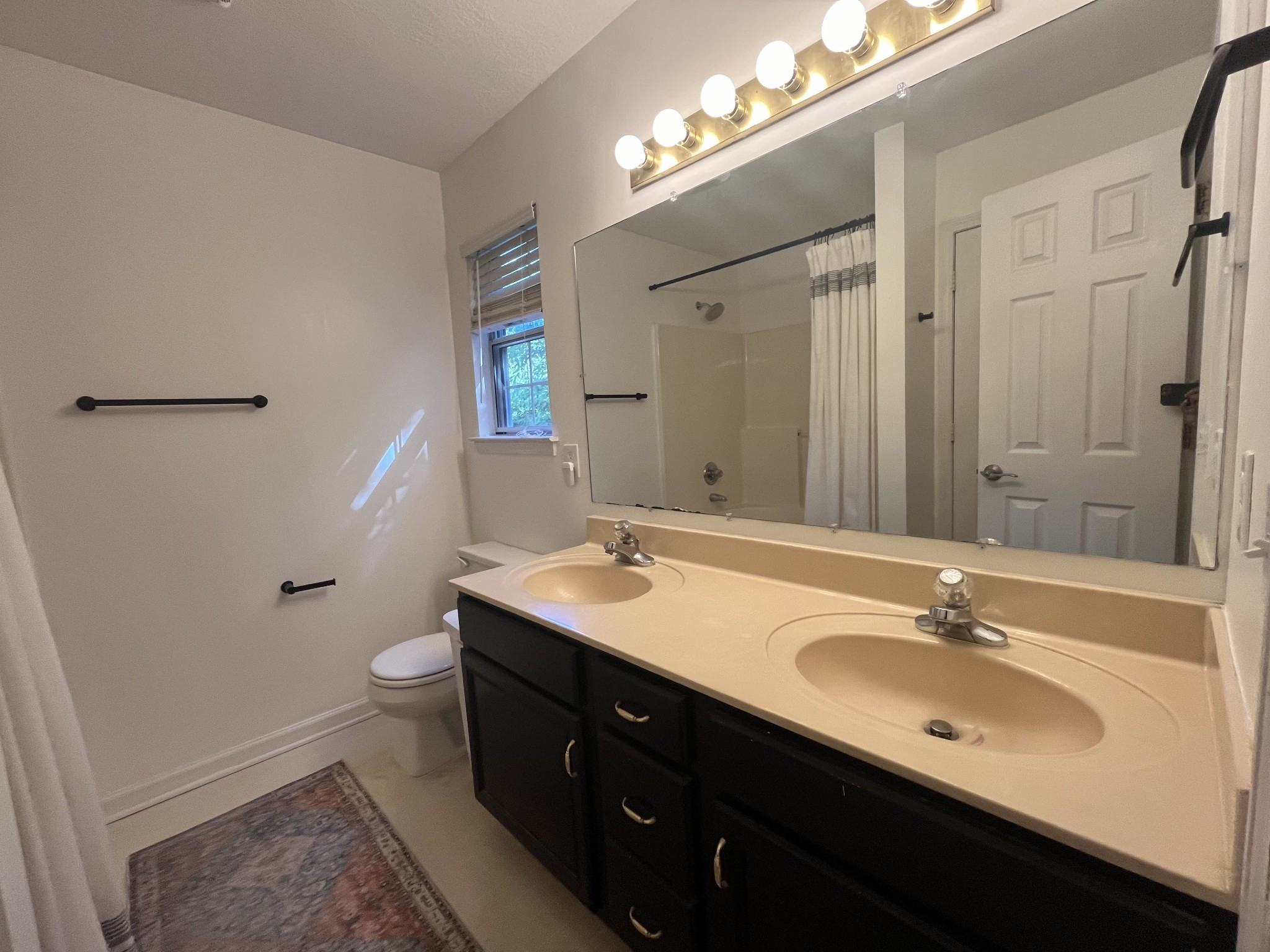 Listing photo id 12 for 21848 County Road 325