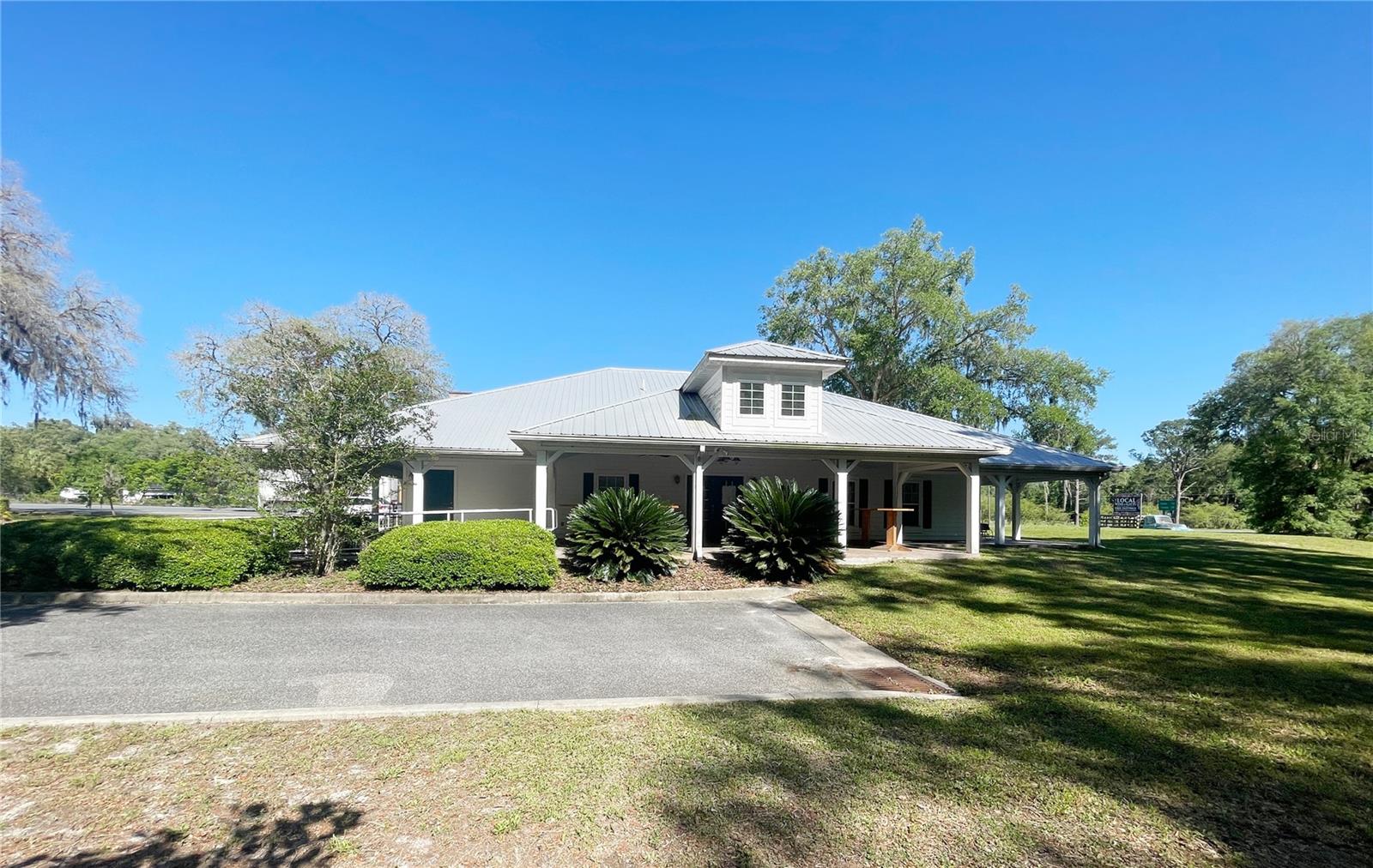 Listing photo id 24 for 21848 County Road 325