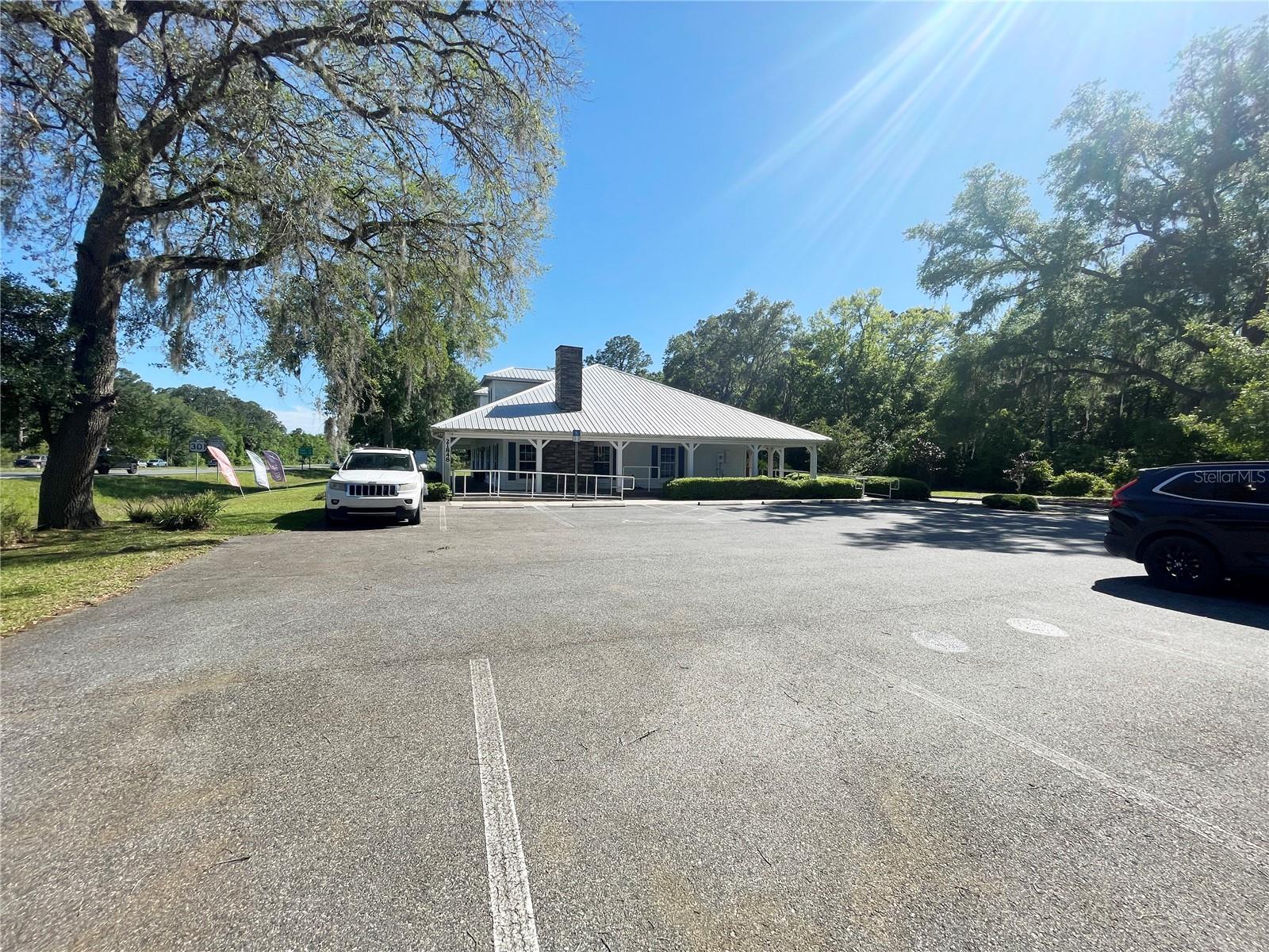 Listing photo id 26 for 21848 County Road 325