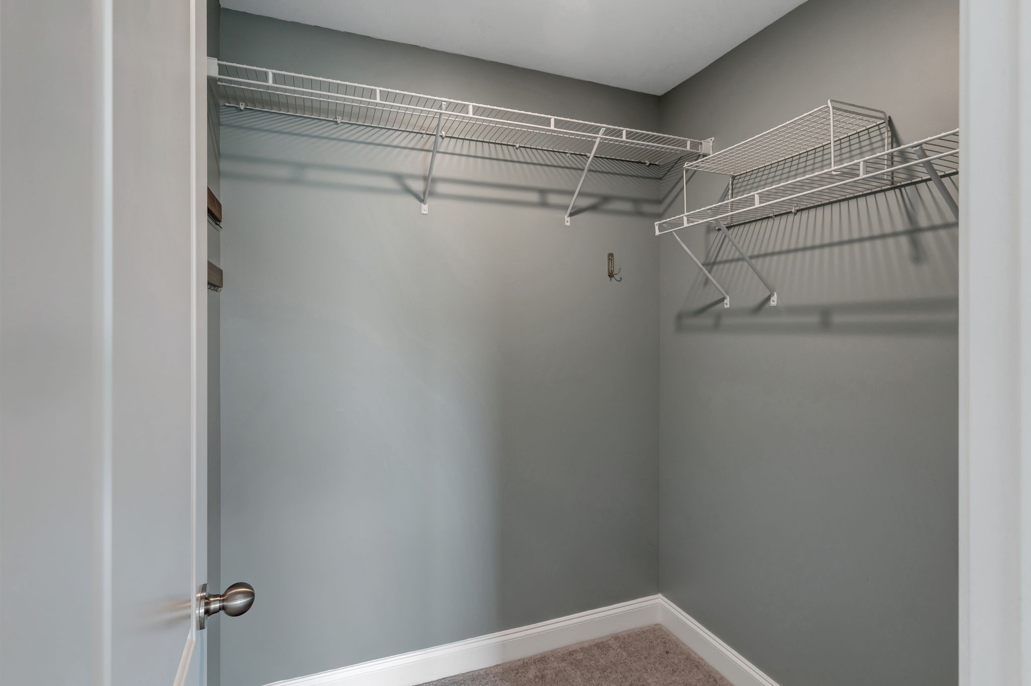 Image 28 of 79 For 16026 14th Avenue Road