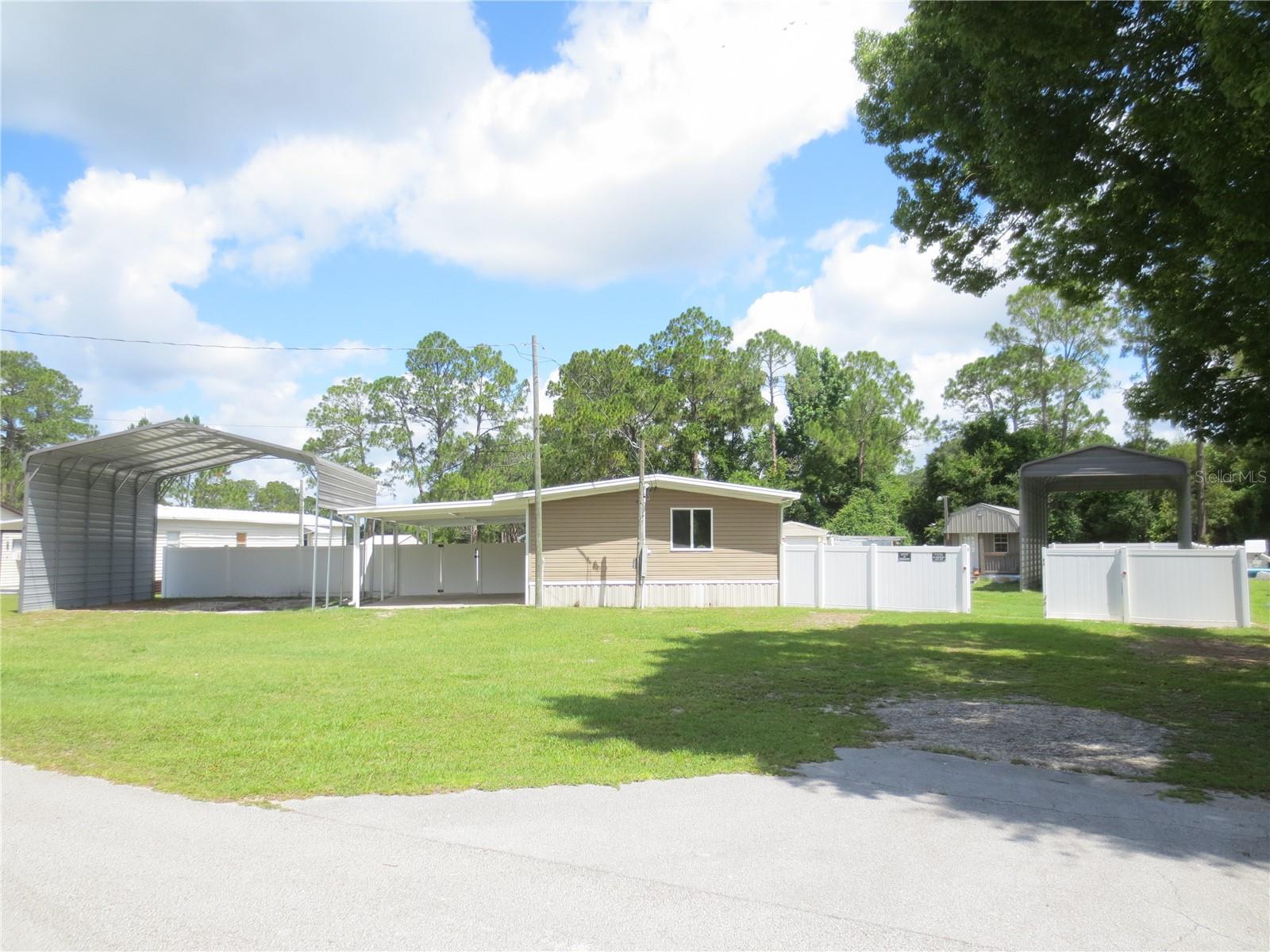 Details for 18945 55th Place, OCKLAWAHA, FL 32179