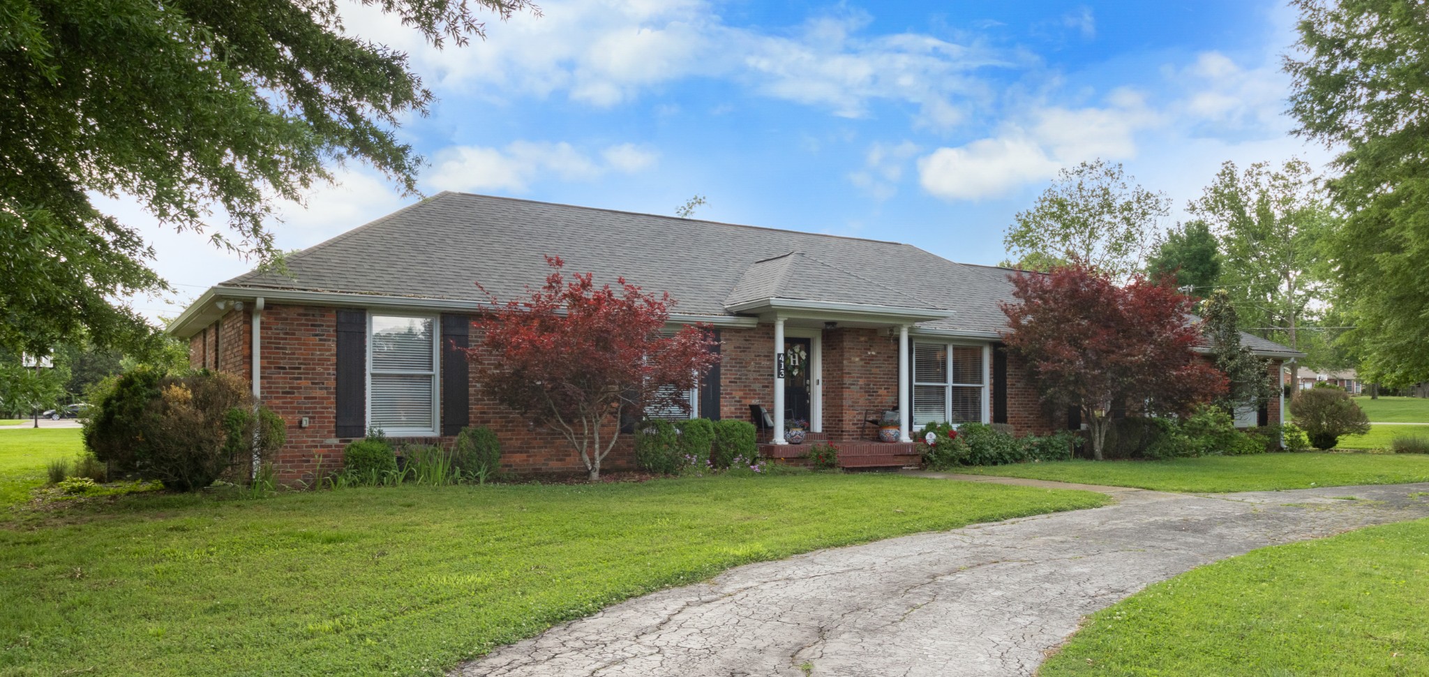 Details for 413 Idlewood Dr, Clarksville, TN 37043