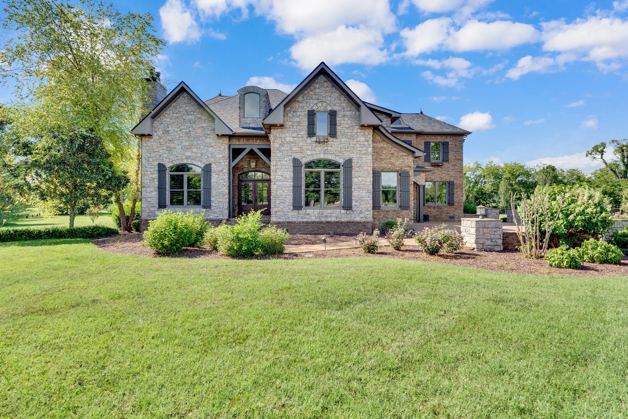 Details for 136 Blue Ribbon Trl, Christiana, TN 37037