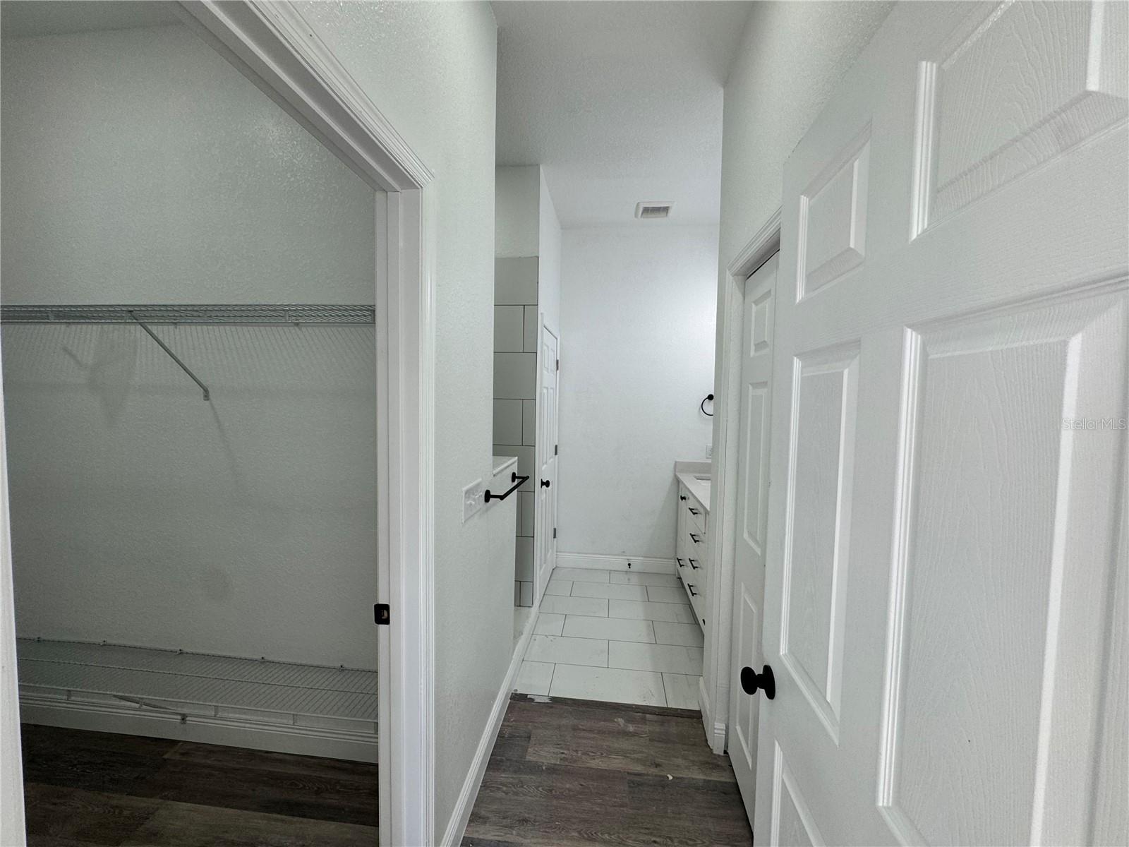 Image 17 of 22 For 12757 104th Terrace