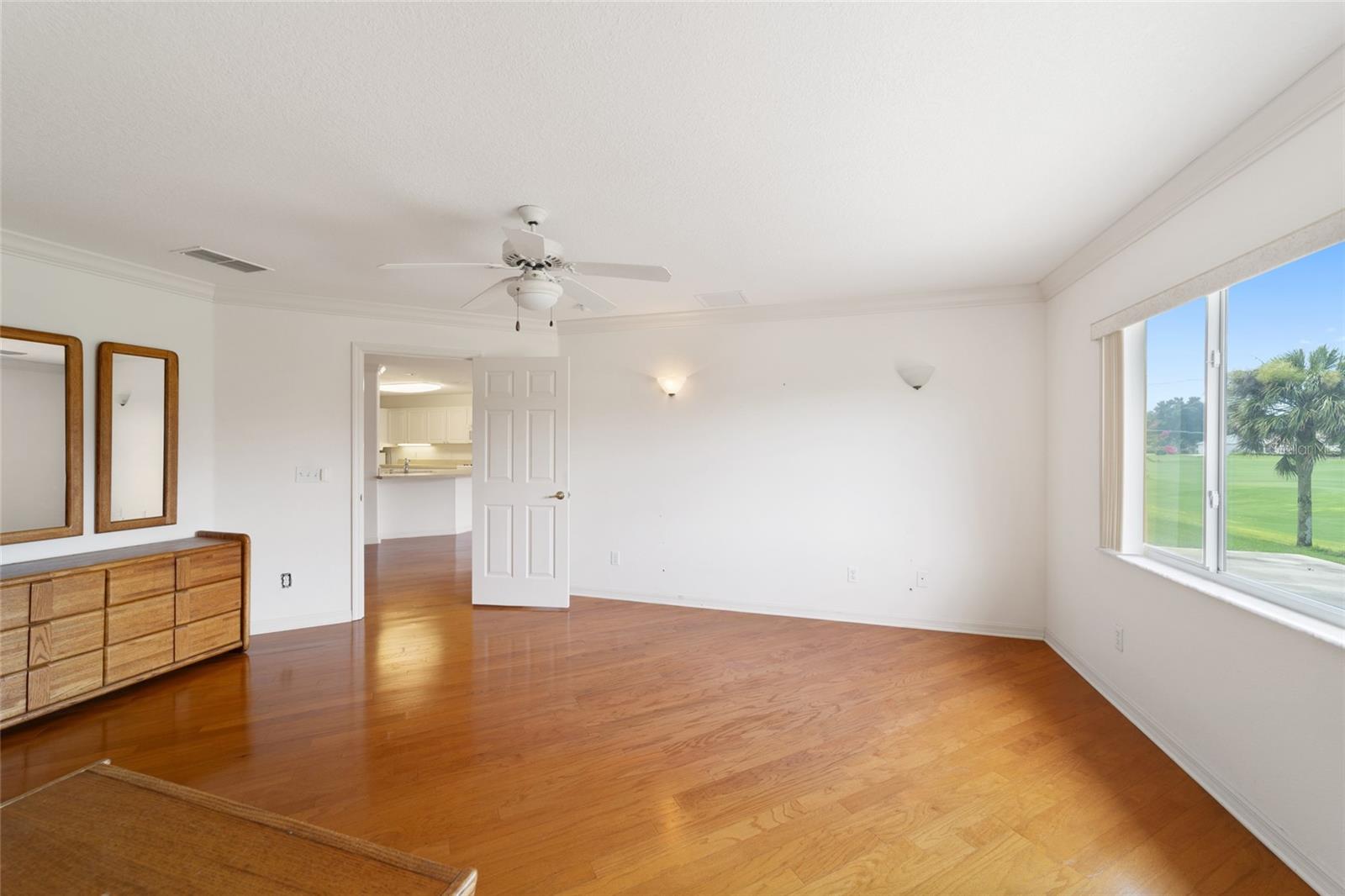 Image 16 of 50 For 9372 90th Street