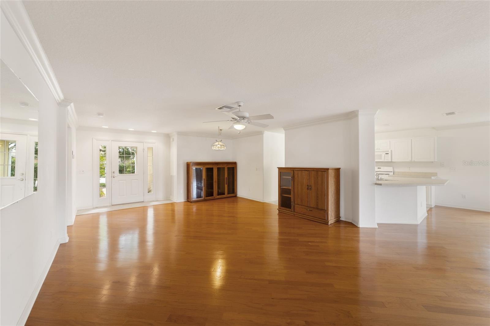 Image 31 of 50 For 9372 90th Street