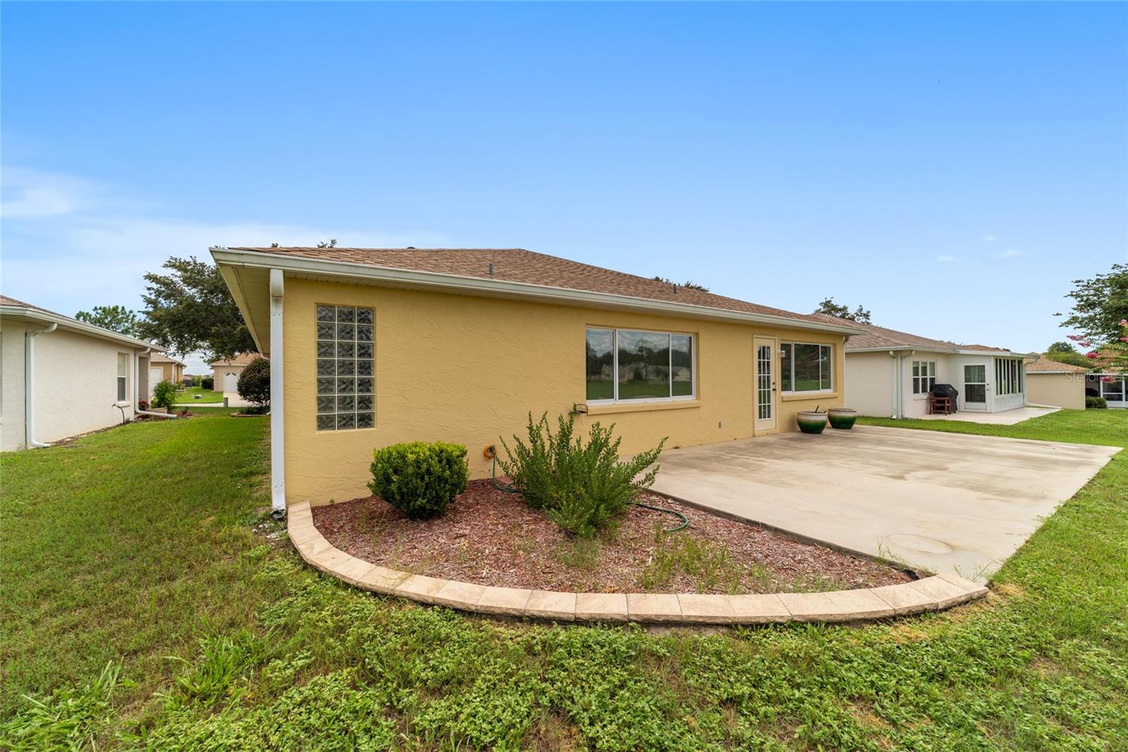 Image 9 of 50 For 9372 90th Street