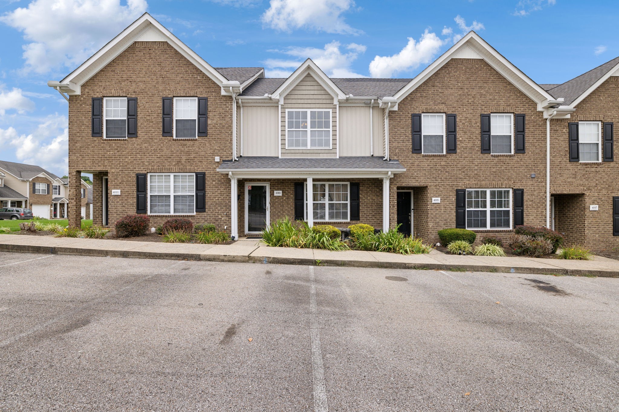 Listing photo id 23 for 205 Bengal Circle