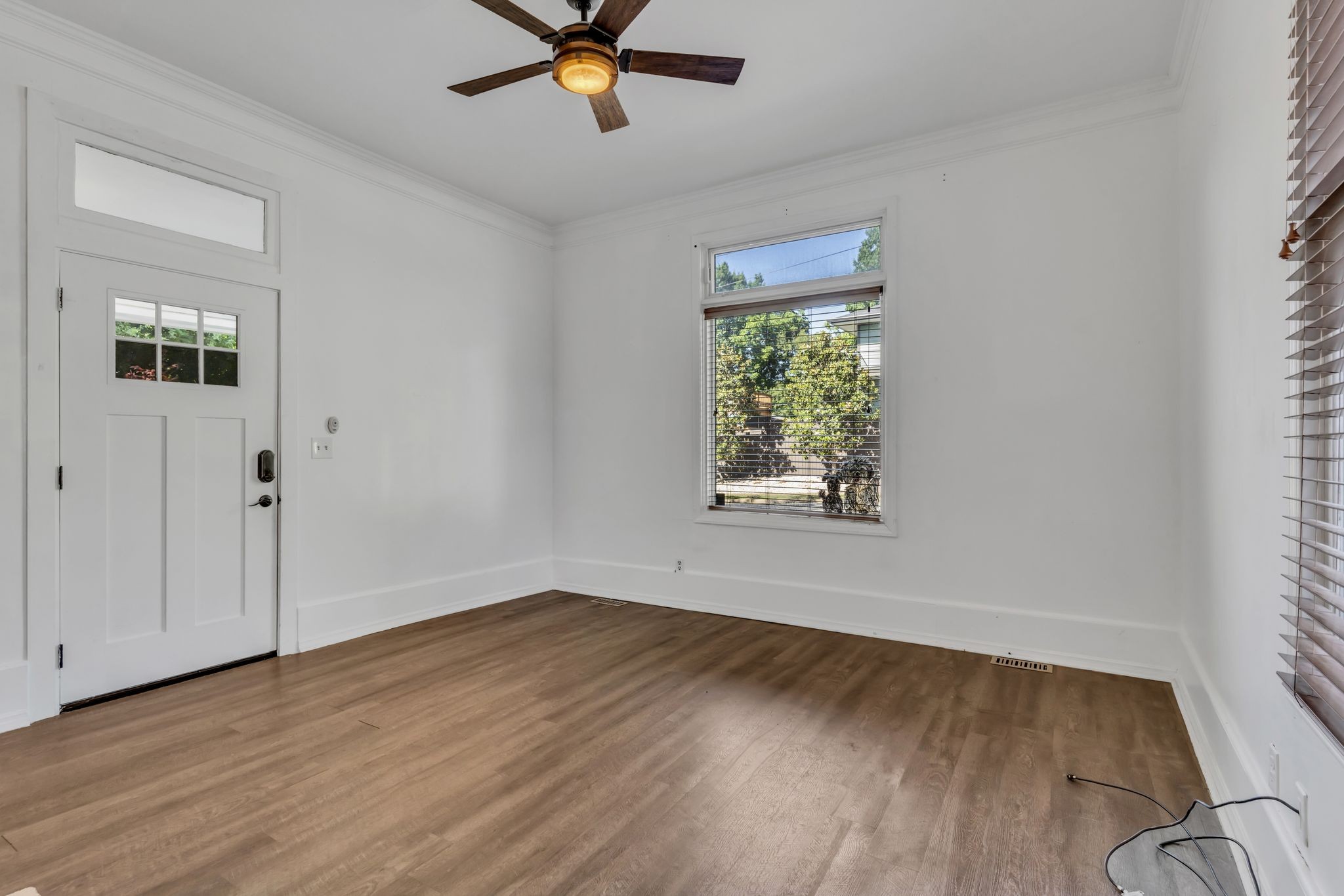 Image 4 of 18 For 12624 49th Drive