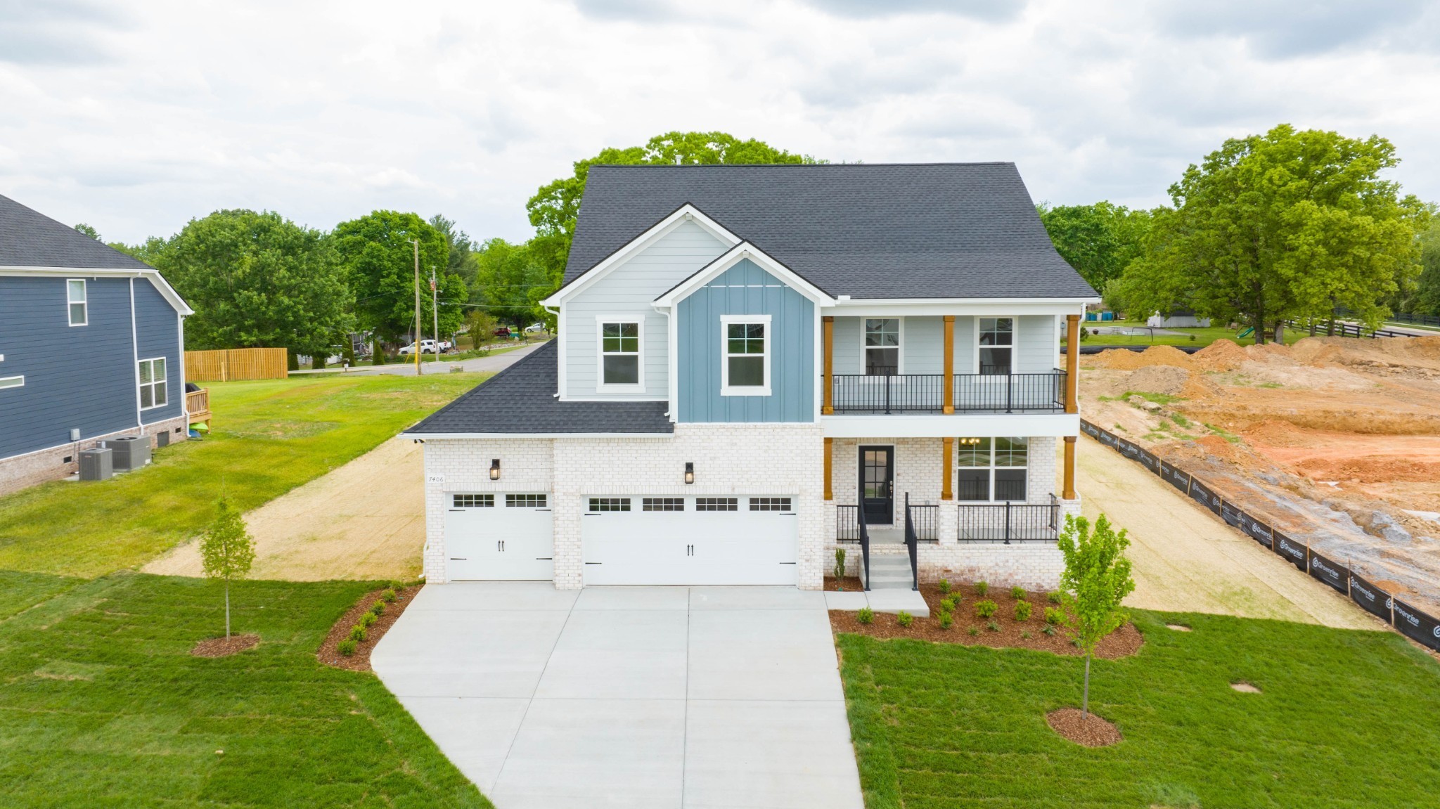 Image 8 of 32 For 9207 57th Terrace