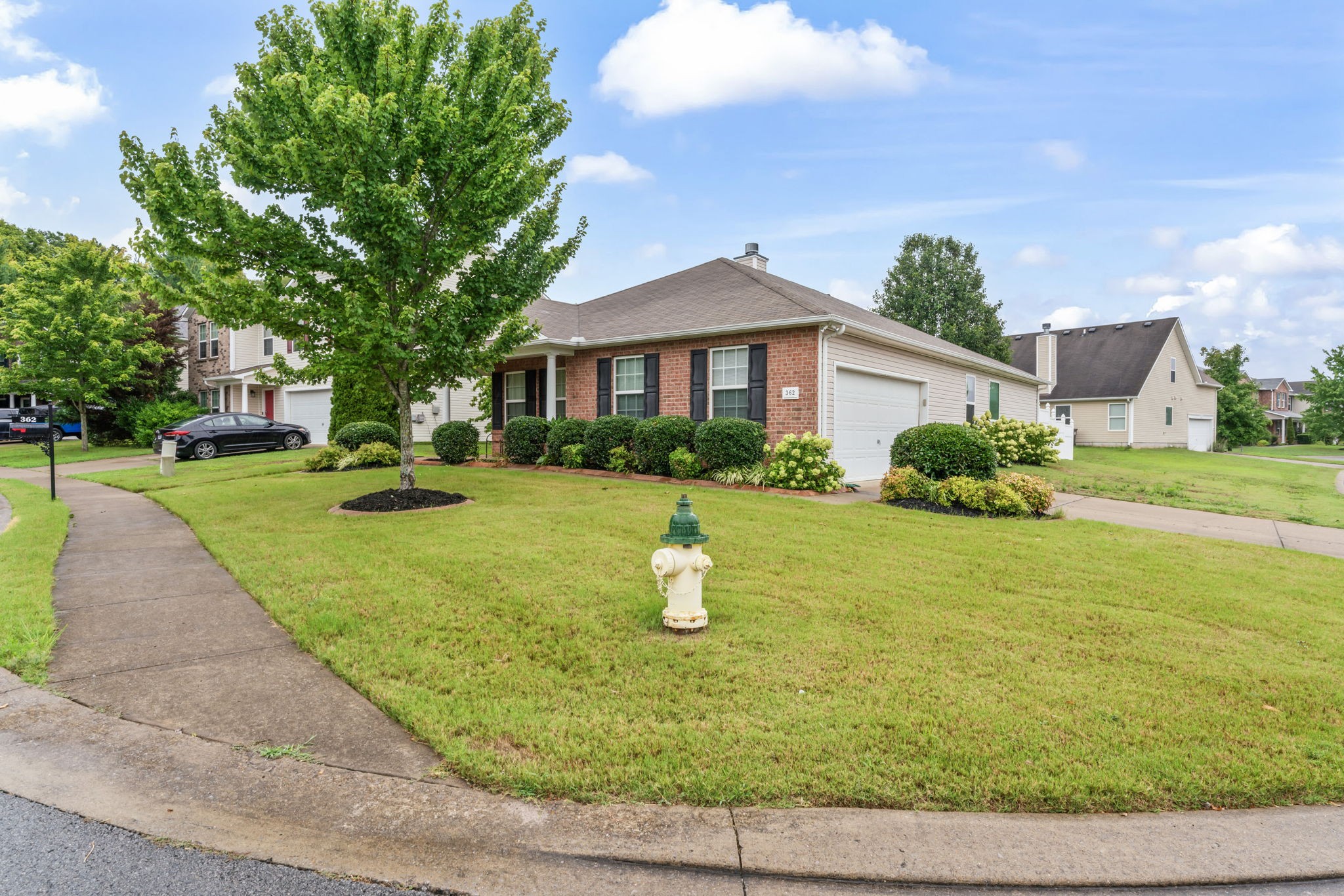 Image 3 of 29 For 2570 Fairfax Court