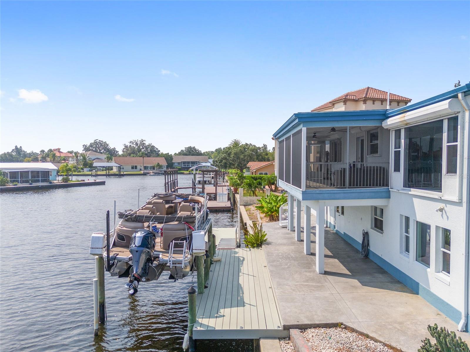 Listing photo id 89 for 2243 Kings Cove Point