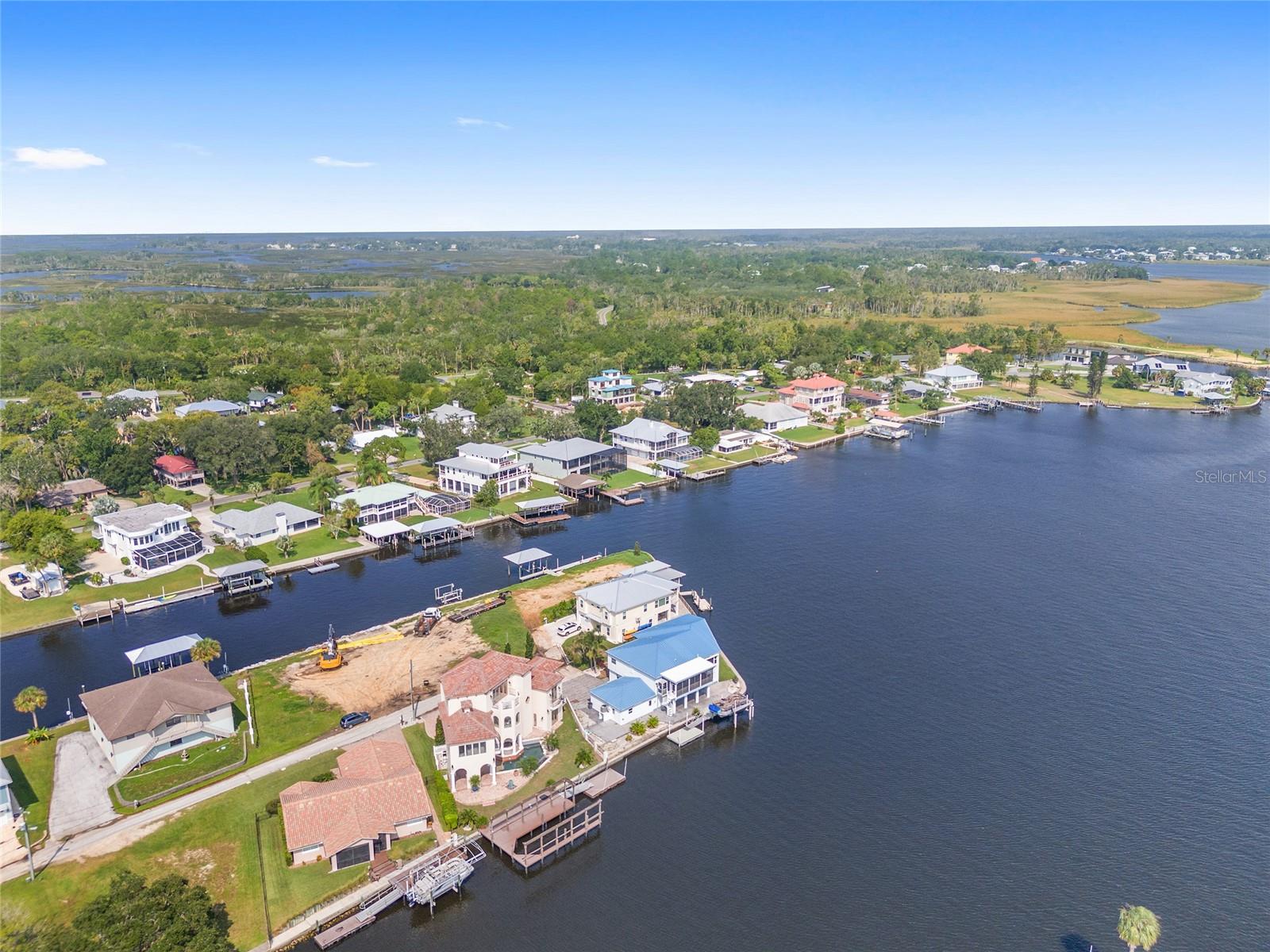 Listing photo id 95 for 2243 Kings Cove Point