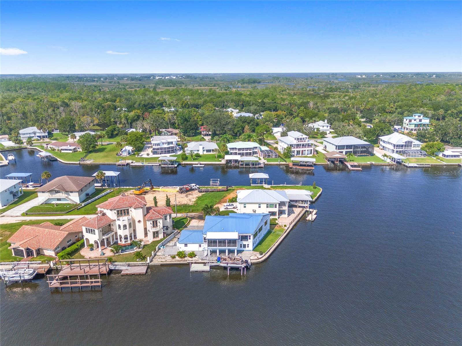 Listing photo id 96 for 2243 Kings Cove Point