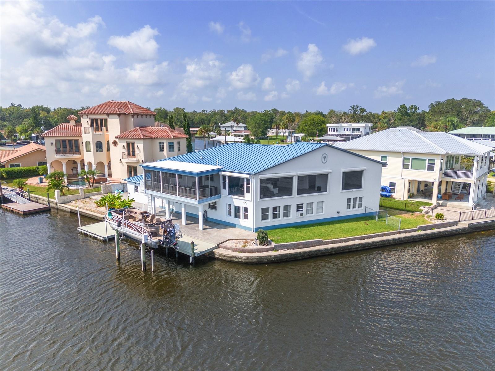 Listing photo id 97 for 2243 Kings Cove Point