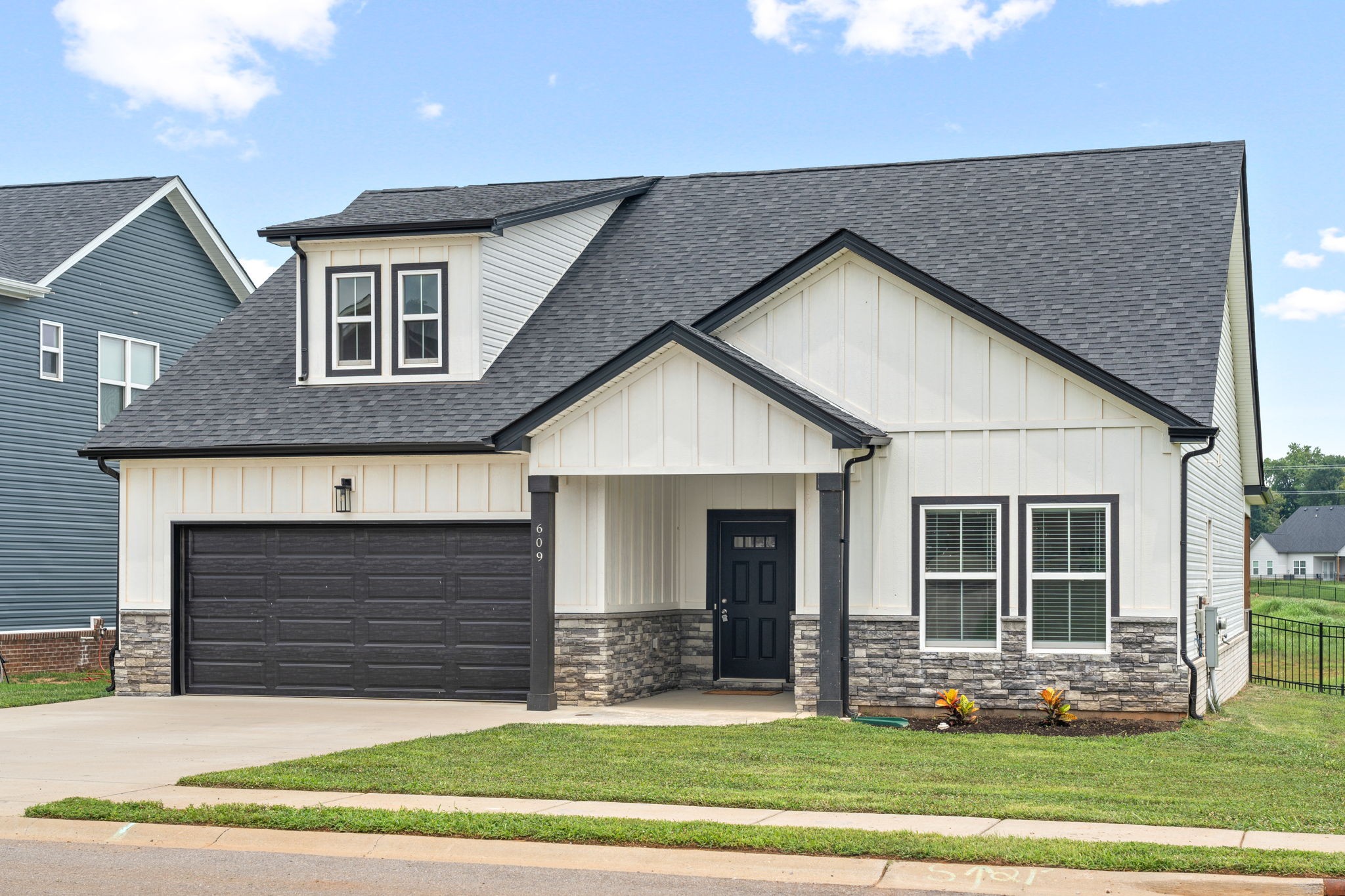 Image 3 of 10 For 13106 Nusser Avenue