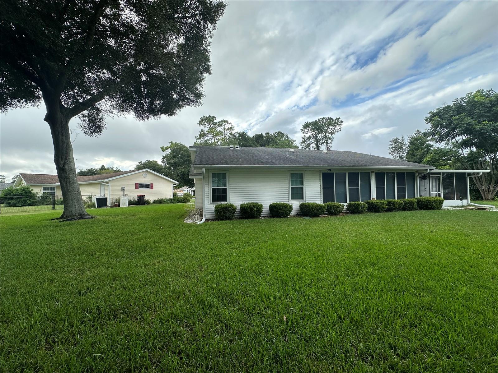 Image 8 of 49 For 8290 108th Place Road