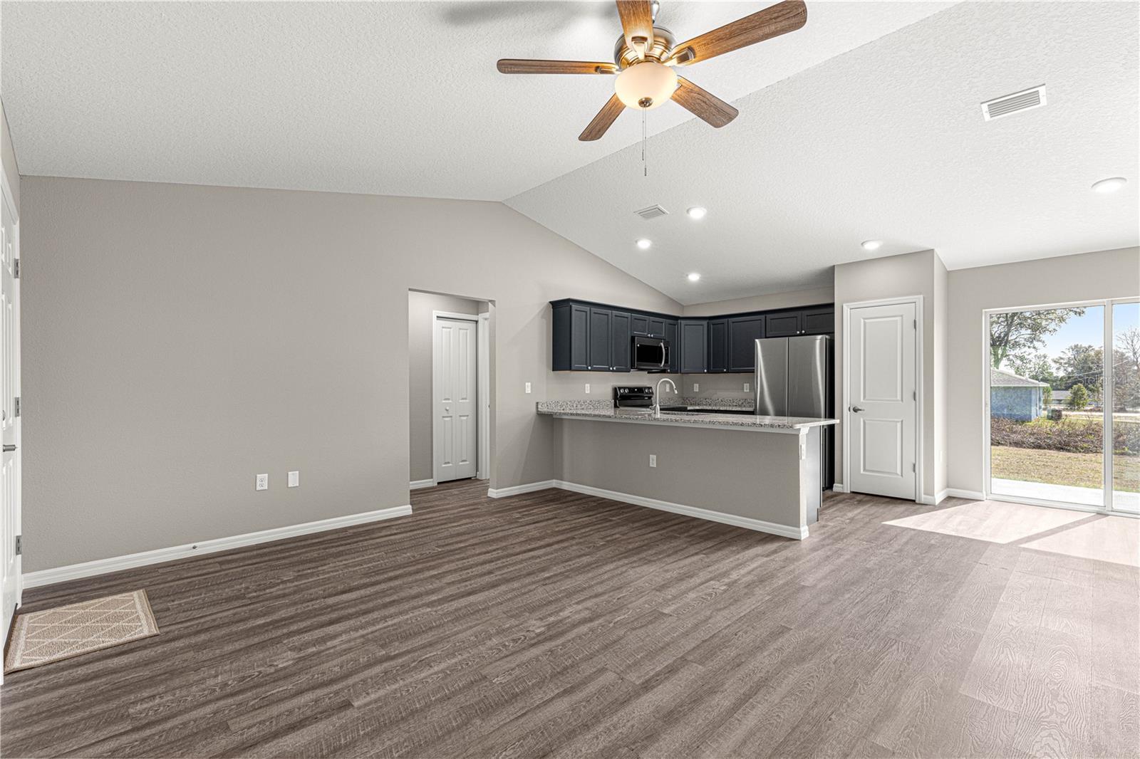 Image 6 of 31 For 4030 134th Street