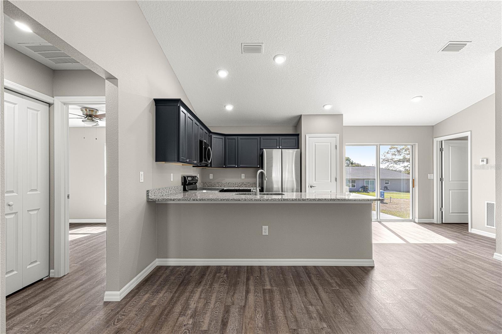 Image 7 of 31 For 4030 134th Street