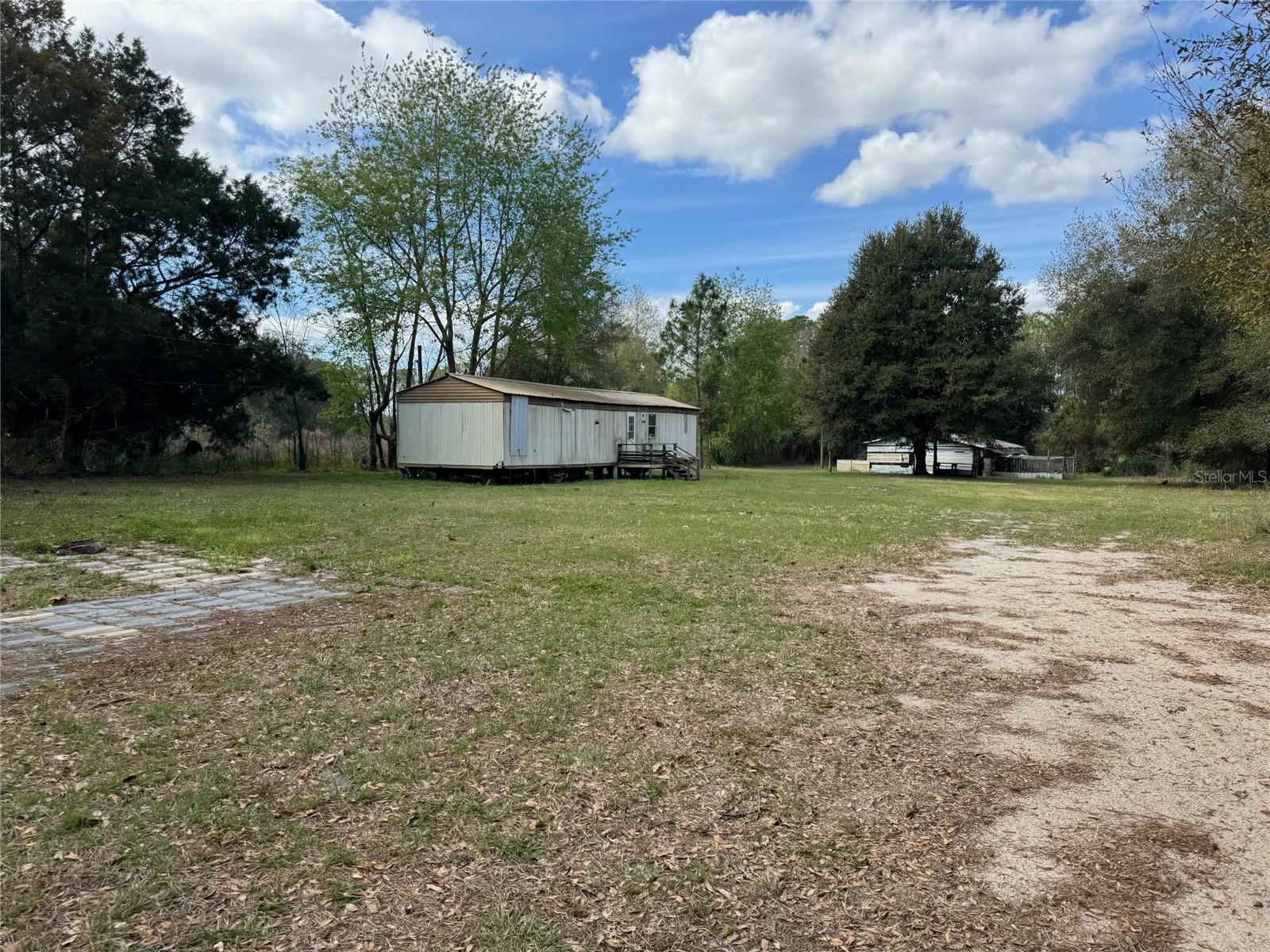 Details for 11816 Hwy 464, OCKLAWAHA, FL 32179