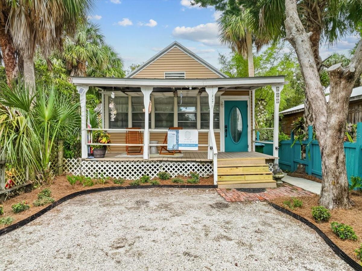 Details for 681 6th Street, CEDAR KEY, FL 32625