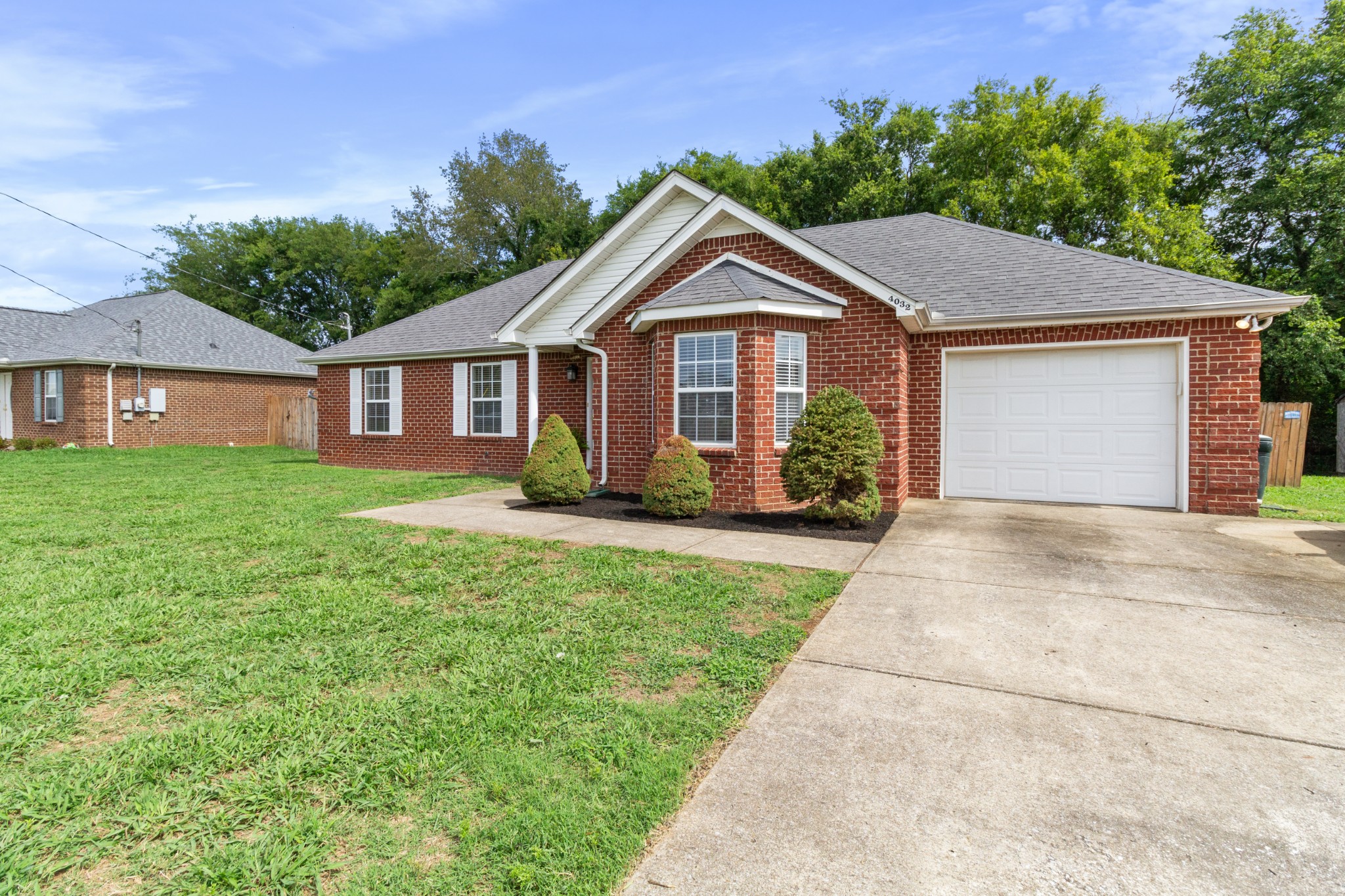 Listing photo id 1 for 7491 180th Street