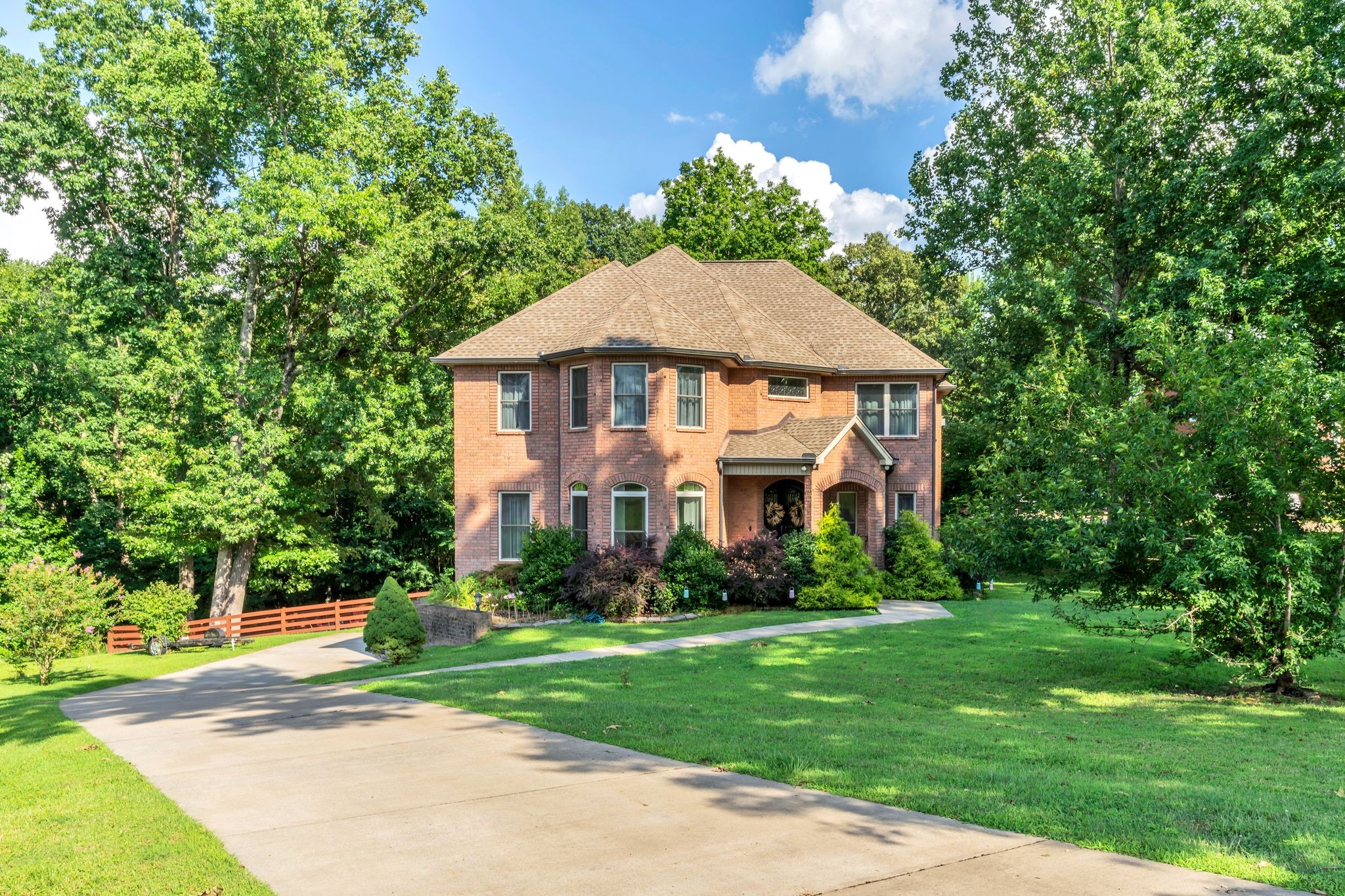 Image 2 of 7 For 4424 83rd Road 4424