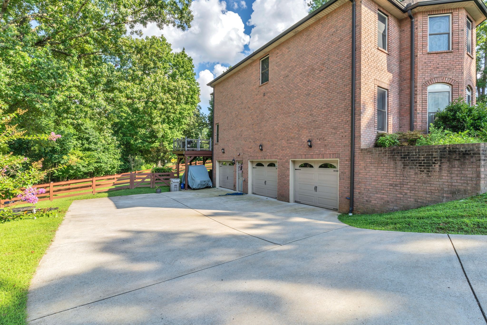 Image 6 of 7 For 4424 83rd Road 4424